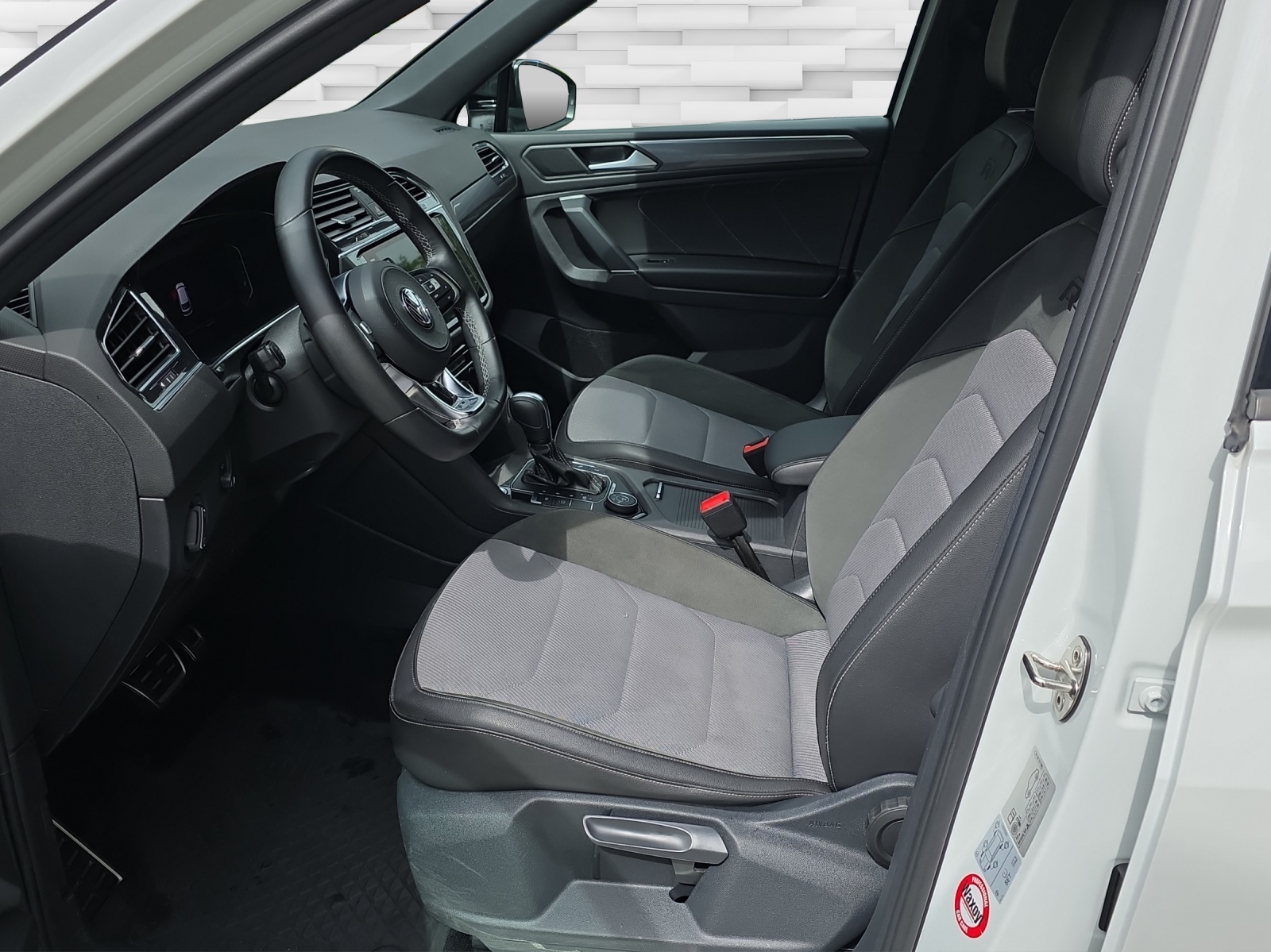 VW Tiguan Allspace 2.0TSI Highline 4Motion DSG-image-4