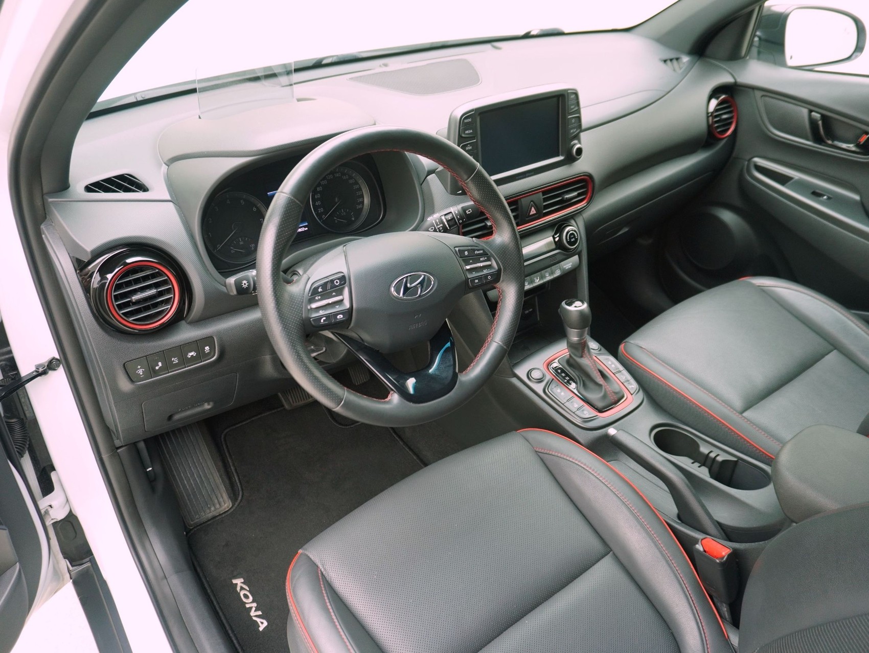 HYUNDAI Kona 1.6 T-GDi Vertex 4WD-image-8