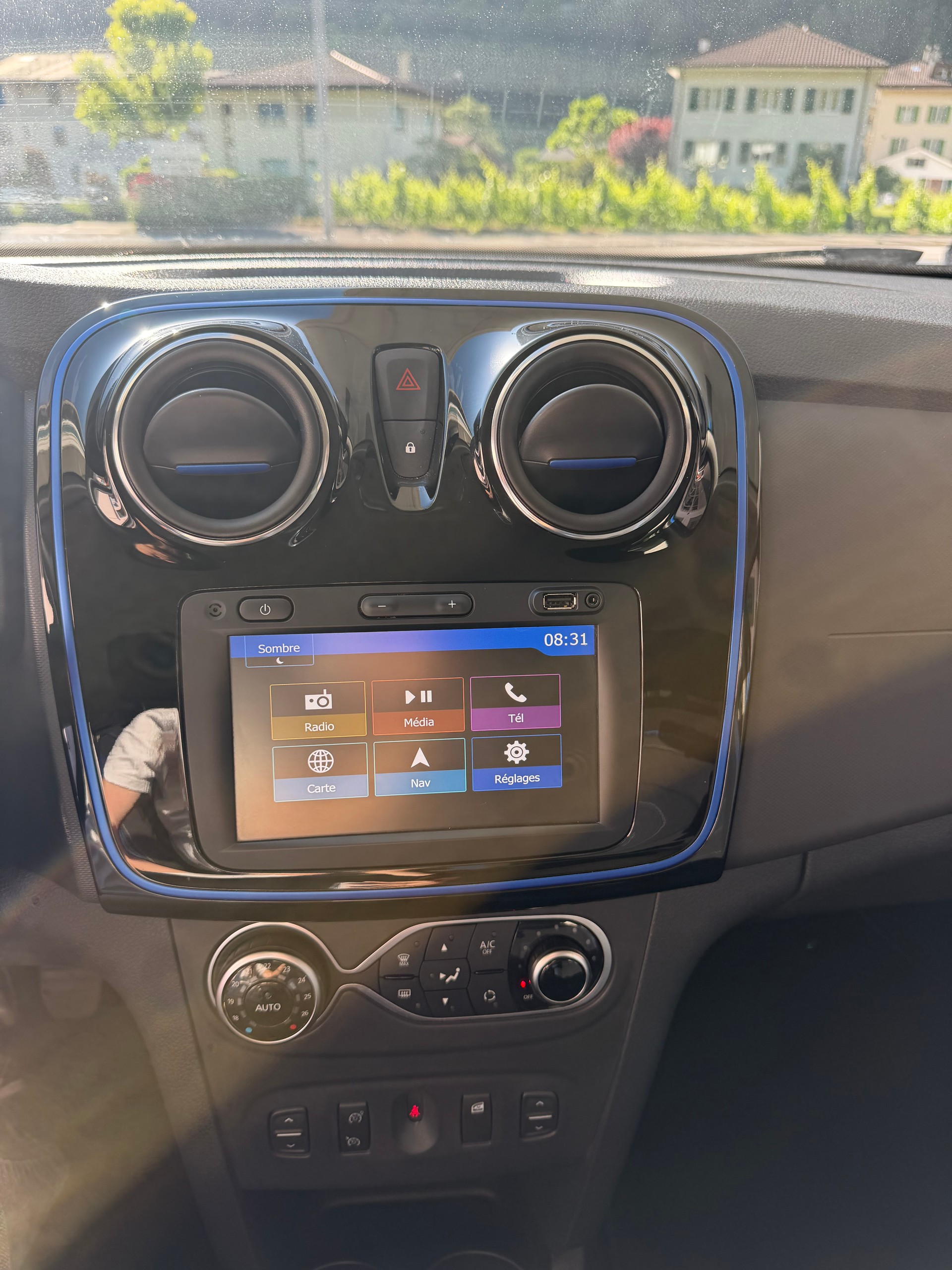 DACIA Sandero Tce 100 Comfort-image-10