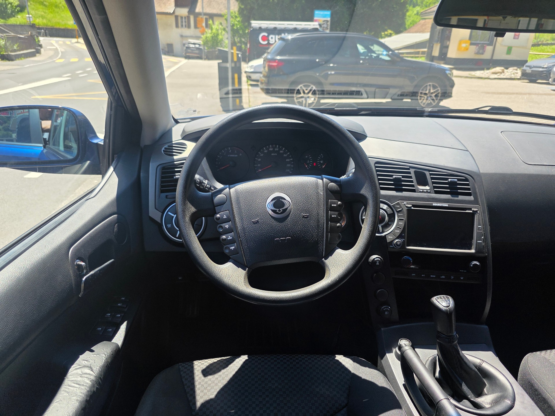 KGM-SsangYong Kyron 200 Xdi 4WD Comfort-image-7