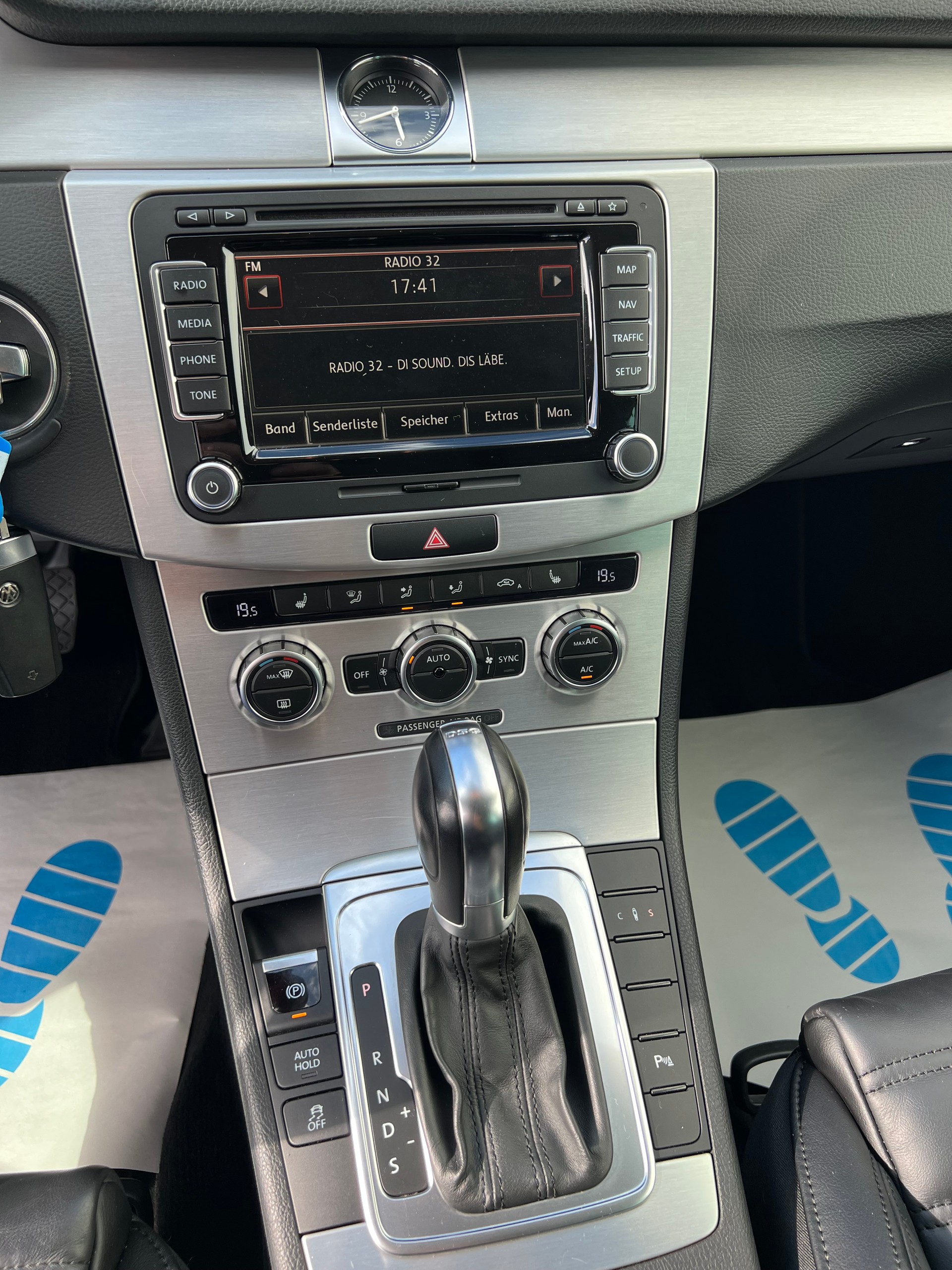 VW Passat Variant 2.0 TSI Highline DSG-image-9