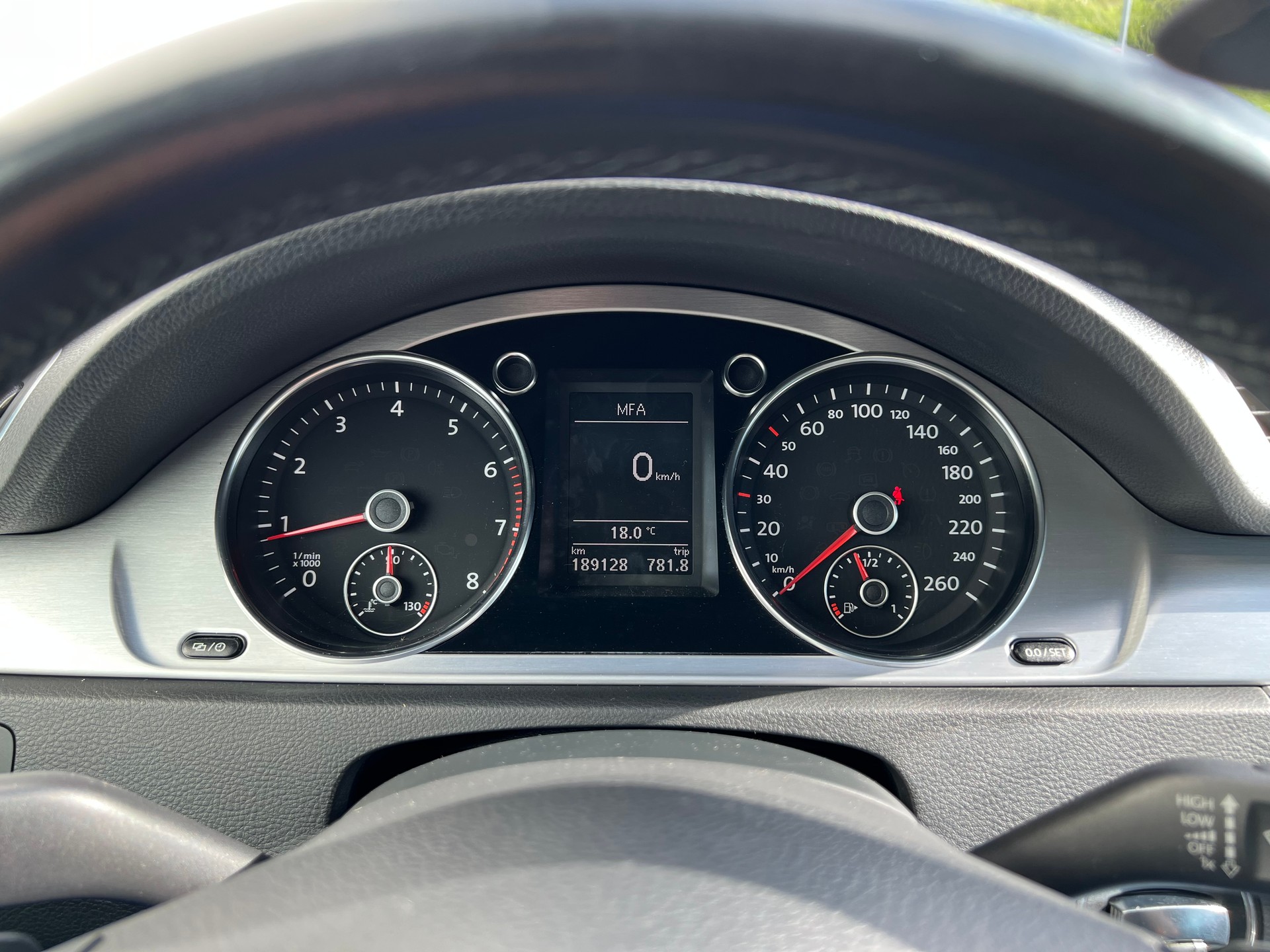 VW Passat Variant 2.0 TSI Highline DSG-image-11