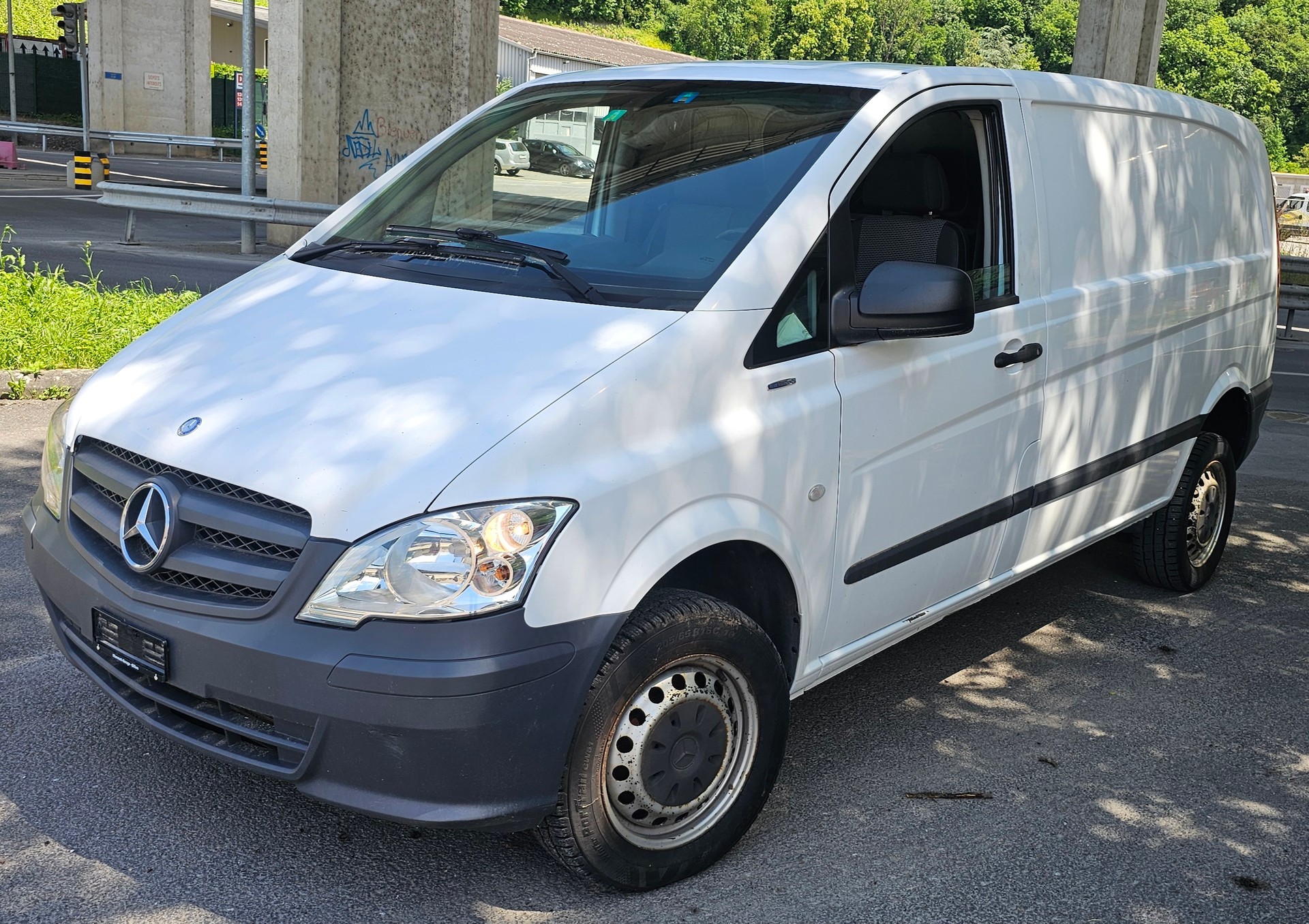 MERCEDES-BENZ VITO-image-0