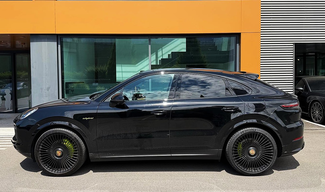 PORSCHE Cayenne Coupé 3.0 V6 E-Hybrid Platinum Edition-image-0