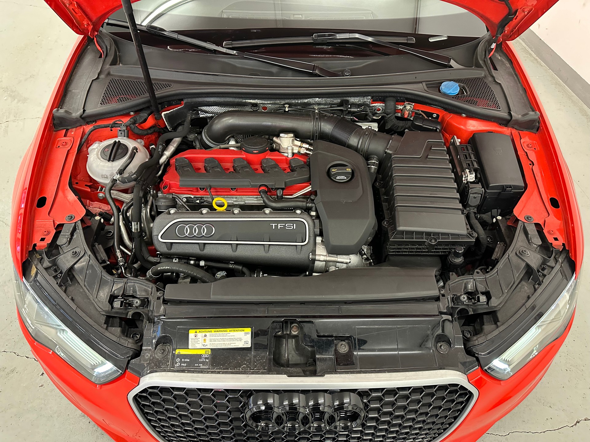 AUDI RS3 2.5 TSI quattro S-tronic-image-12