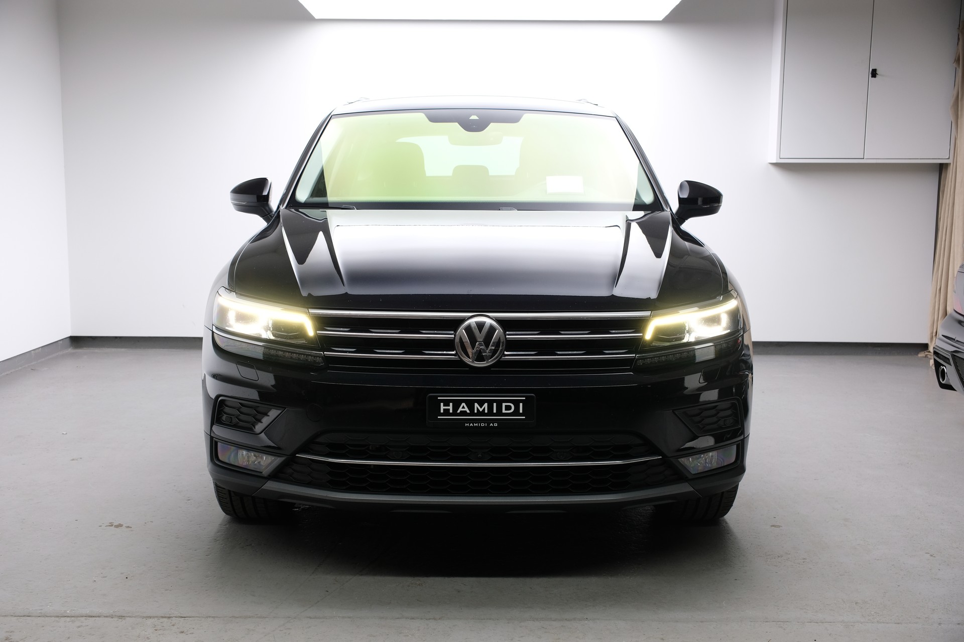 VW Tiguan 2.0 TDI SCR Highline 4Motion DSG-image-1