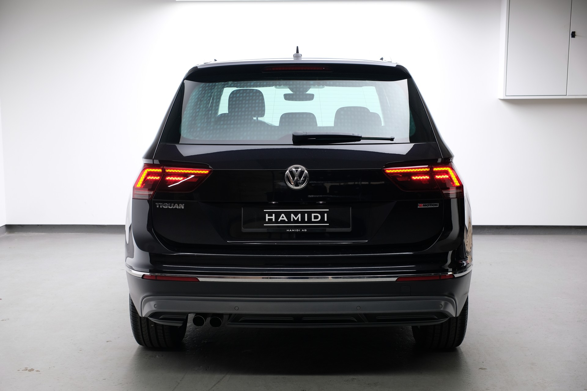 VW Tiguan 2.0 TDI SCR Highline 4Motion DSG-image-3