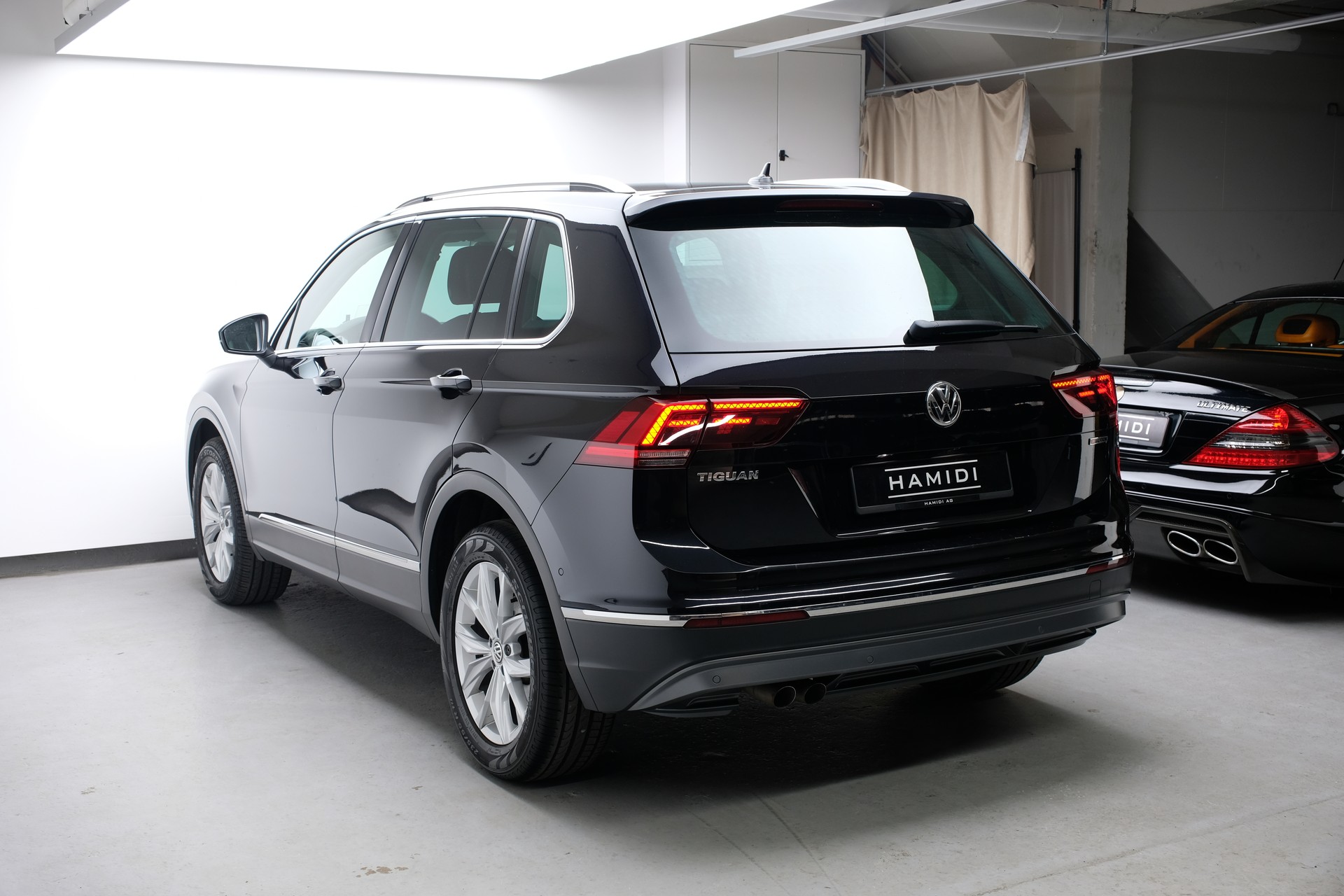 VW Tiguan 2.0 TDI SCR Highline 4Motion DSG-image-4