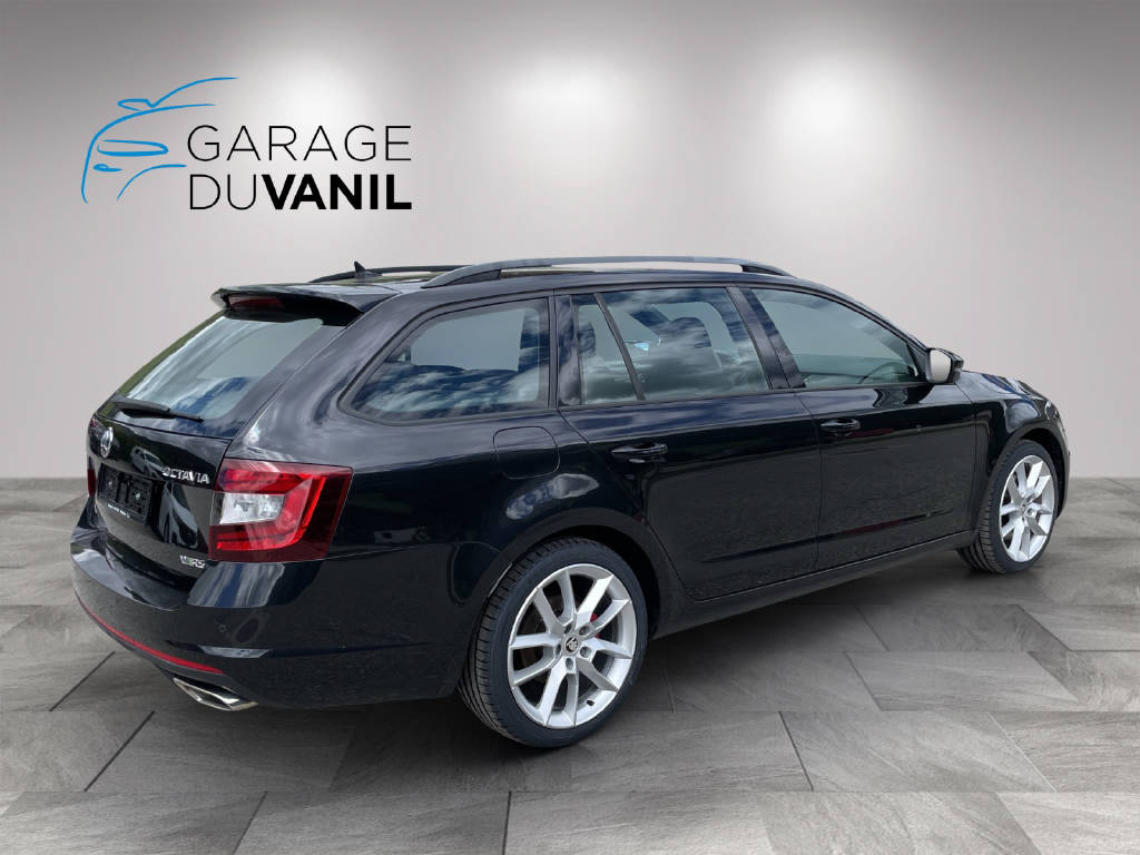 SKODA Octavia Combi 2.0 TDI 184 RS Prag 4x4 DSG-image-5