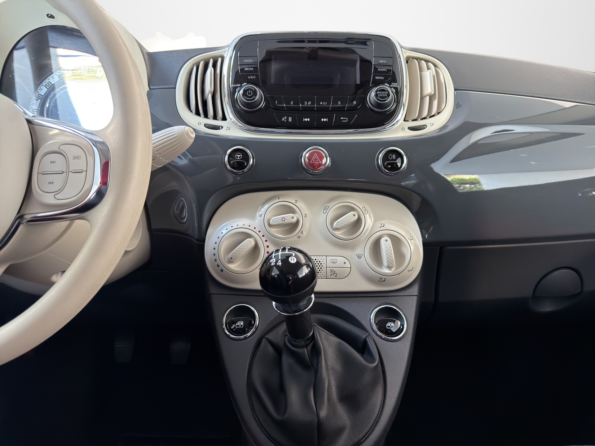 FIAT 500 1.2 Pop Star-image-11