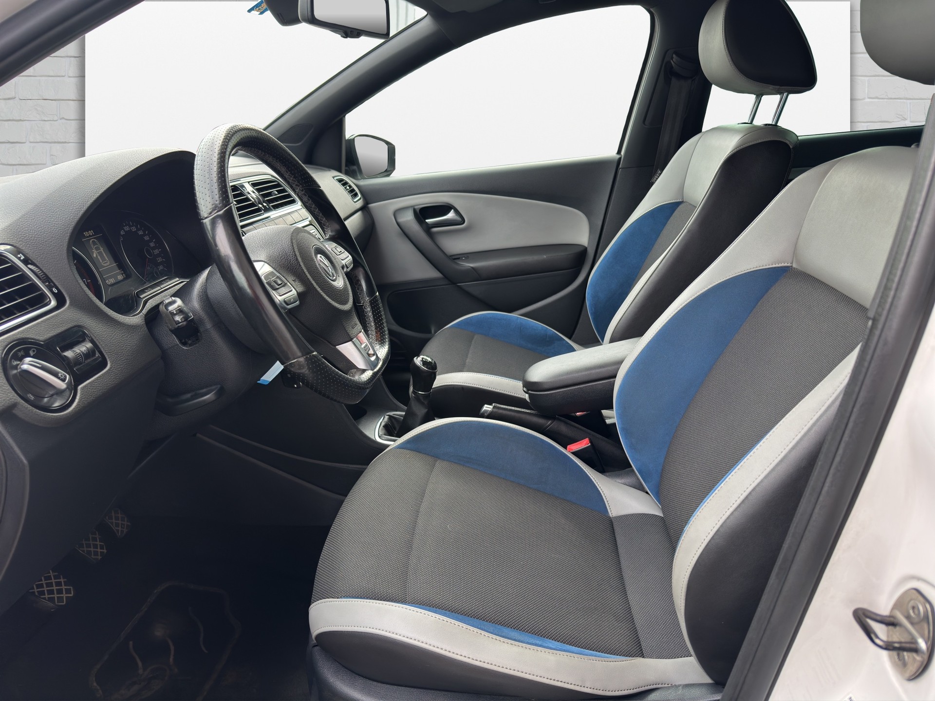 VW Polo 1.4 TSI BlueGT-image-9