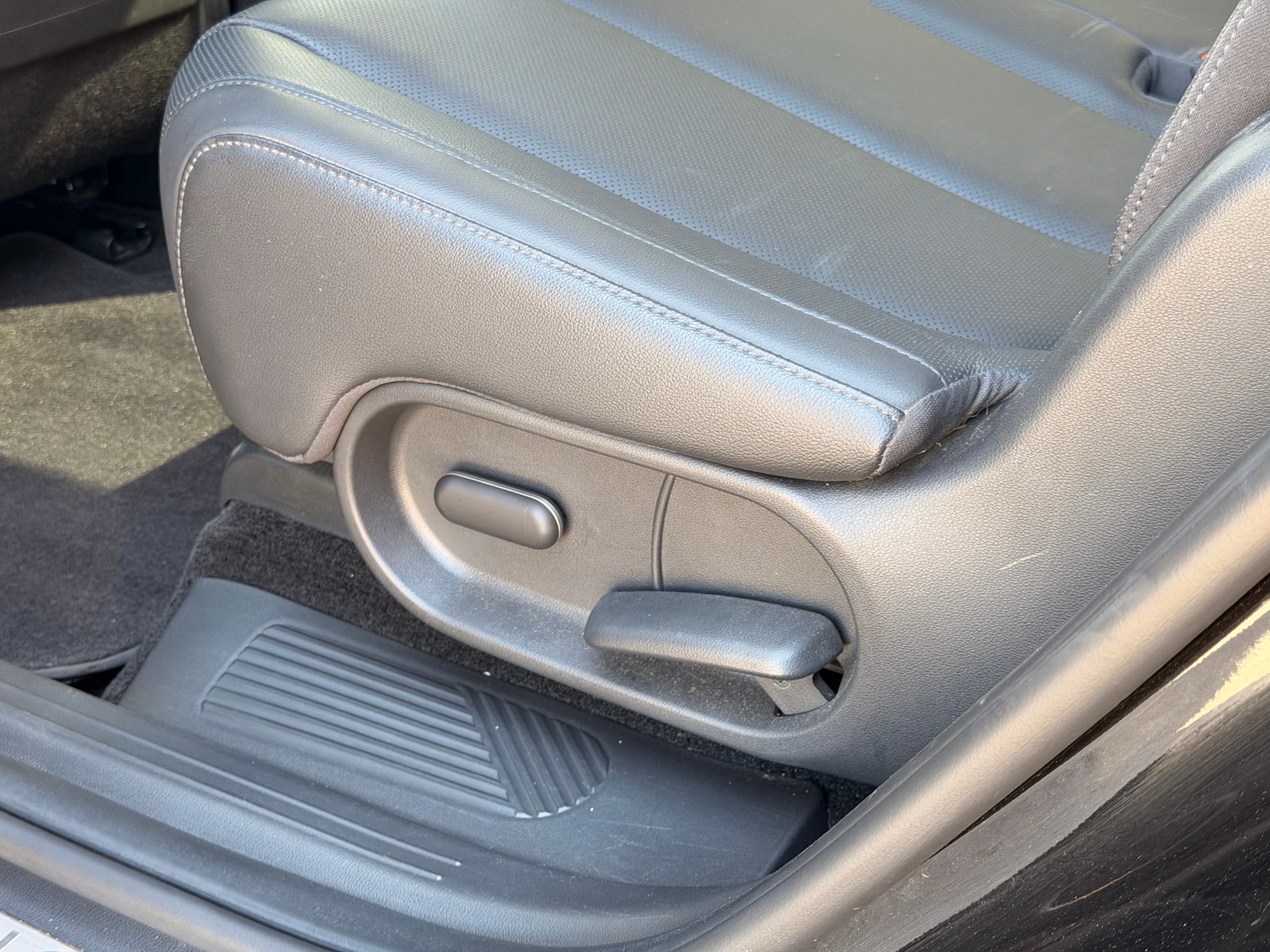 HYUNDAI Ioniq 5 72kWh Vertex 4WD-image-16