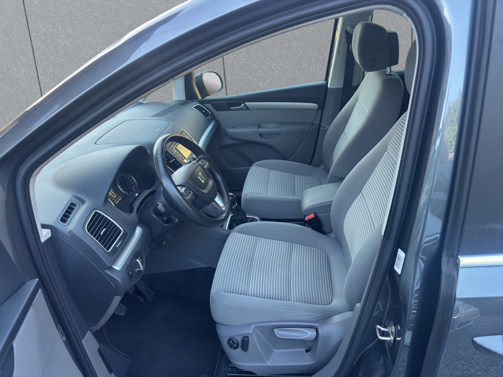 SEAT Alhambra 2.0 TDI Ecomotive Style ITECH-image-8