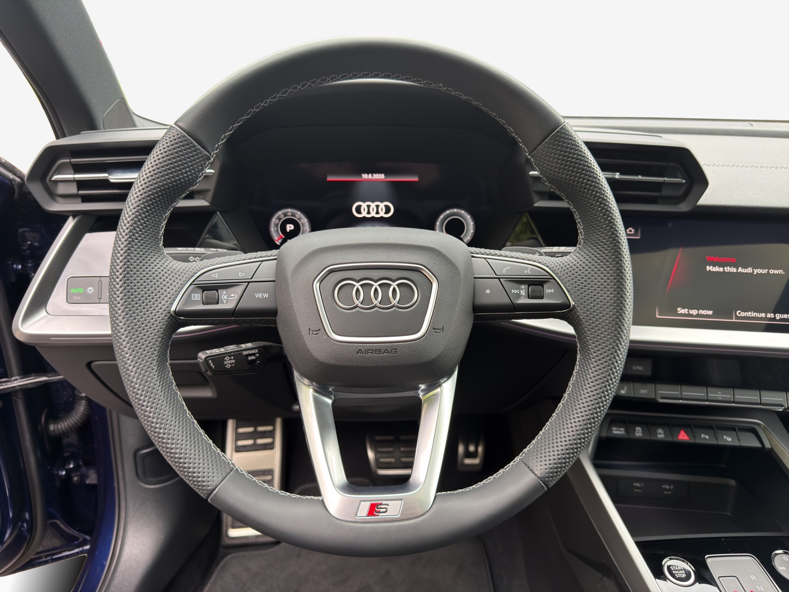 AUDI A3 Sportback 35 TFSI S line Attraction S-tronic-image-9