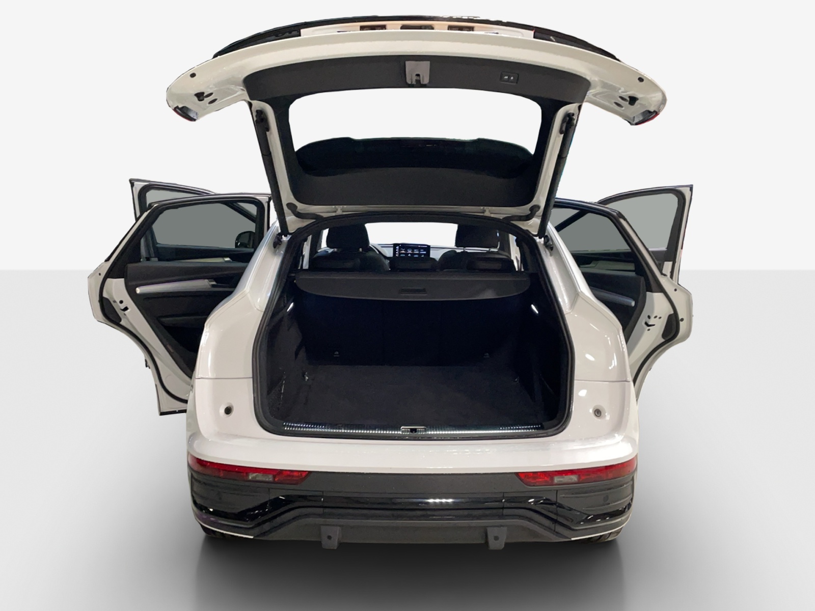 AUDI Q5 Sportback 40 TDI Blackedition quattro S-tronic-image-12