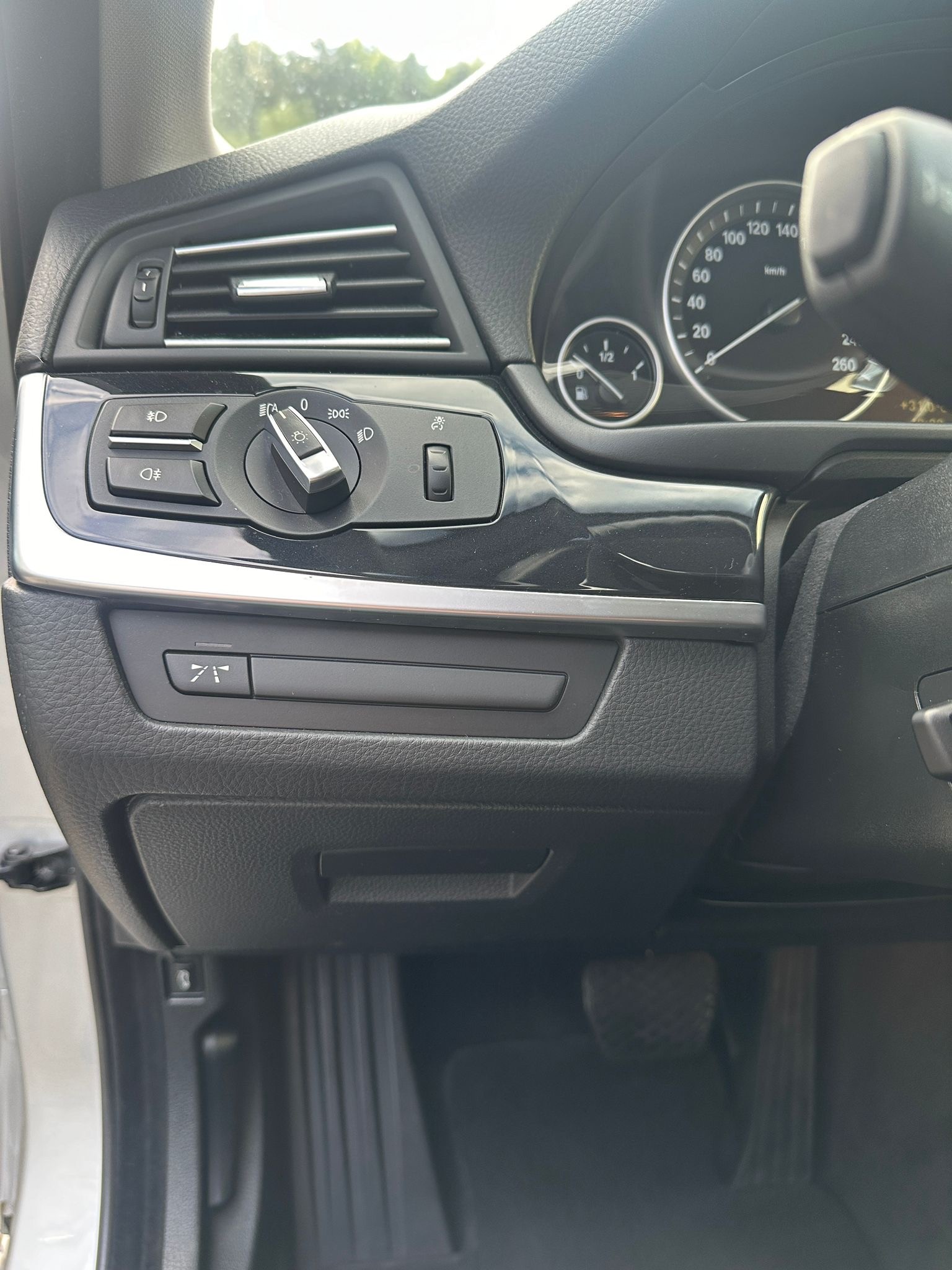 BMW 535i Touring Steptronic-image-13