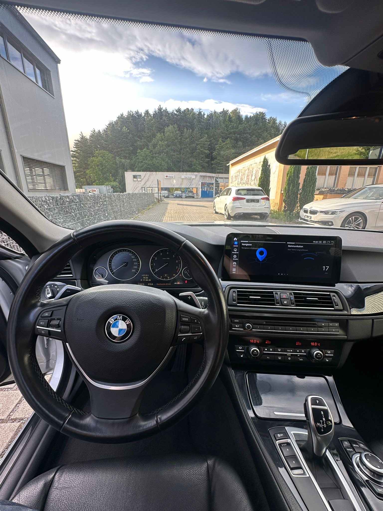 BMW 535i Touring Steptronic-image-12