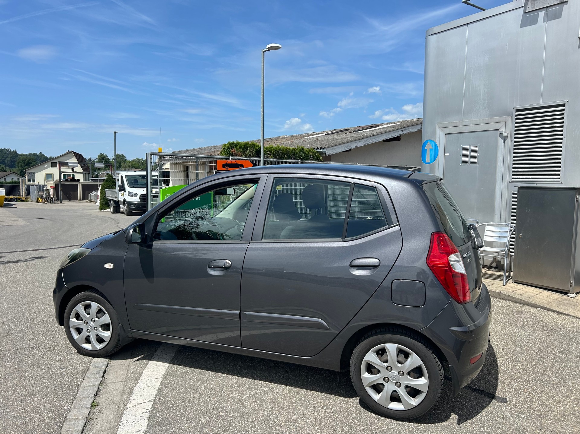 HYUNDAI i10 1.1 Comfort-image-9