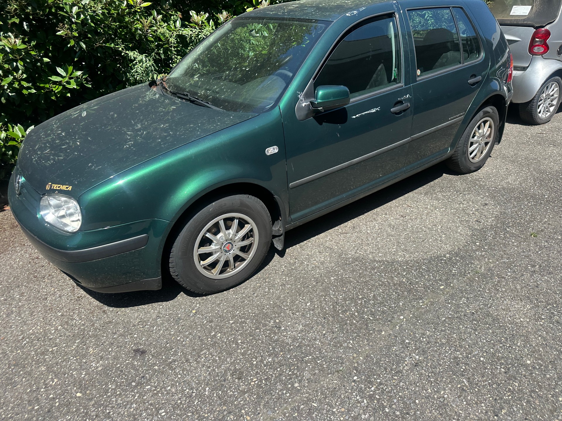 VW Golf 1.6-image-9