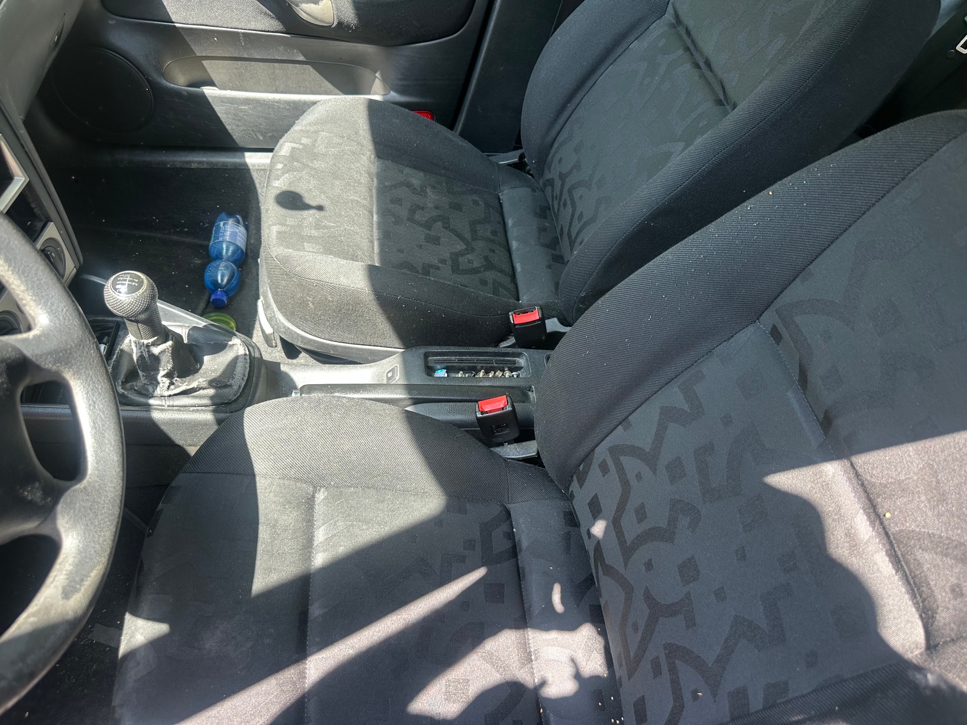 VW Golf 1.6-image-4