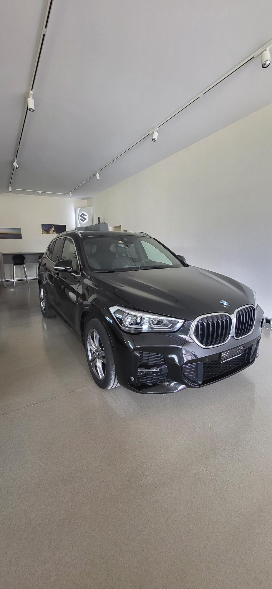 BMW X1 xDrive 25e M Sport Steptronic-image-0