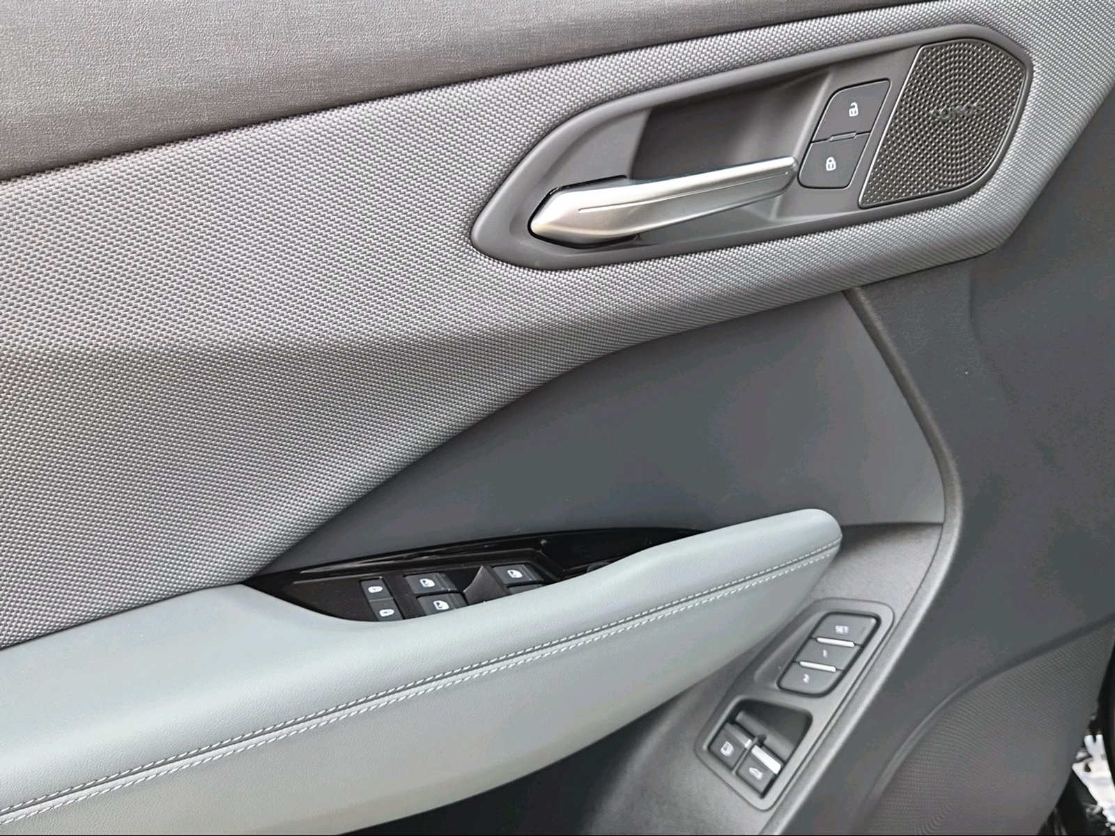 AUDI Q3 SUV e-hybrid 200 kW S tronig Mythosschwarz Metallic-image-18