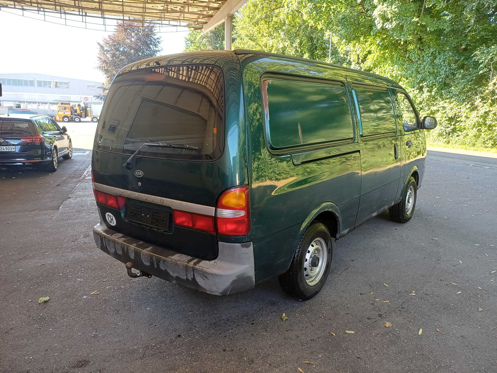 KIA Pregio 3-Van 2.5 TD-image-2