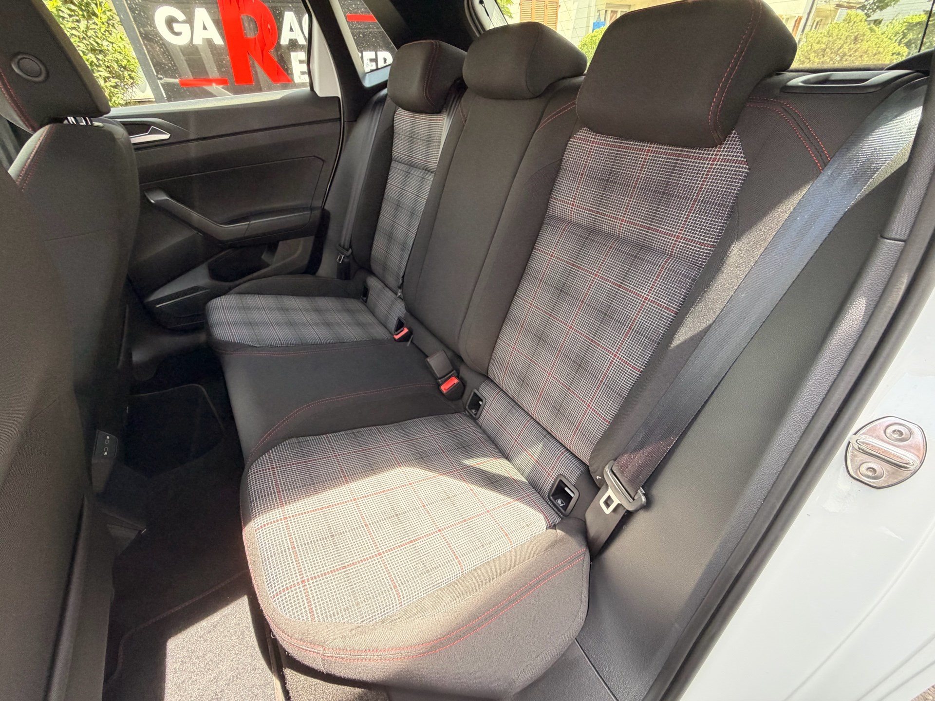 VW Polo 2.0 TSI DSG GTI *** TOP AUSSTATTUNG ***-image-24