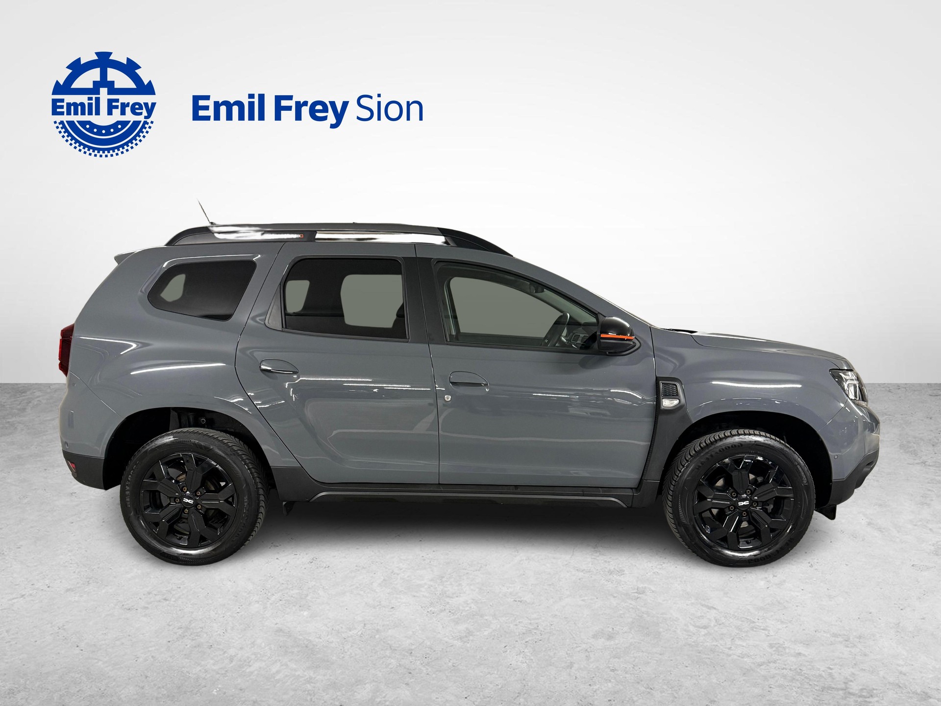DACIA Duster 1.3 TCe 150 Expression 4WD-image-5