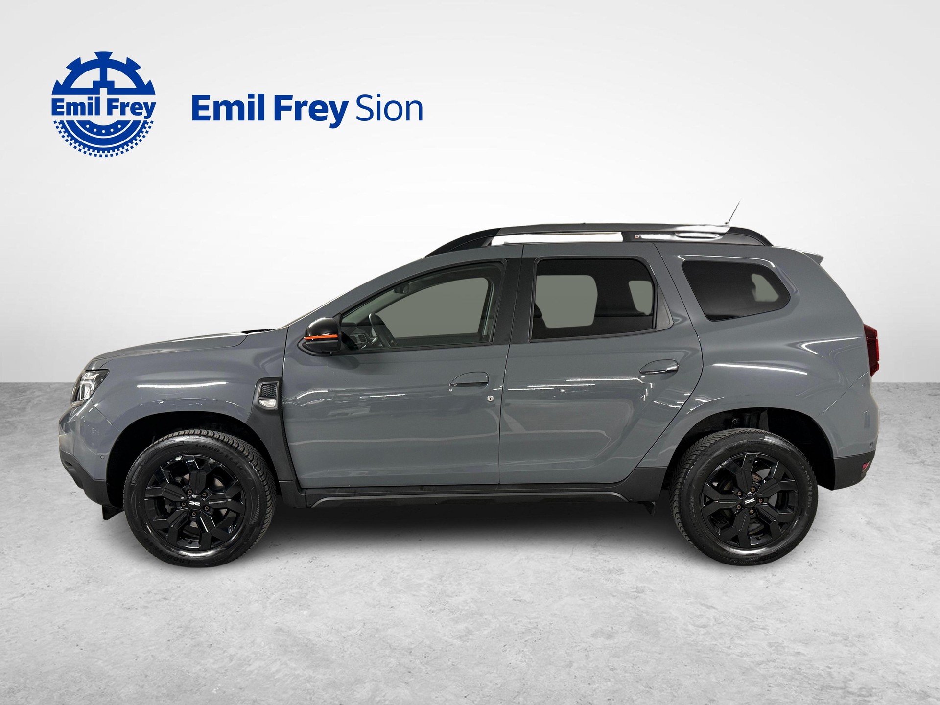 DACIA Duster 1.3 TCe 150 Expression 4WD-image-4