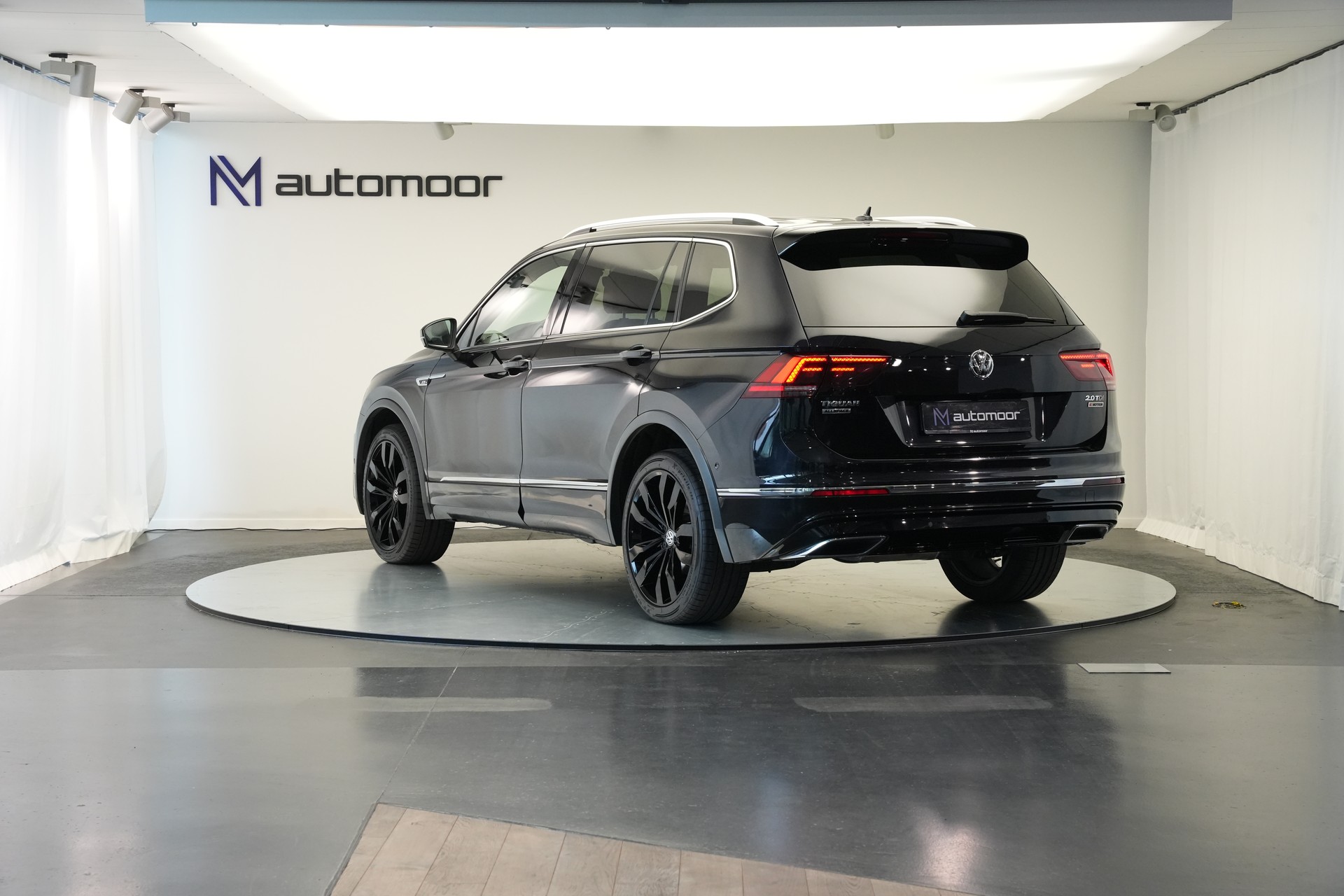 VW Tiguan Allspace 2.0 TDI SCR Highline 4Motion DSG *CH-Fahrzeug* *AHK*-image-6