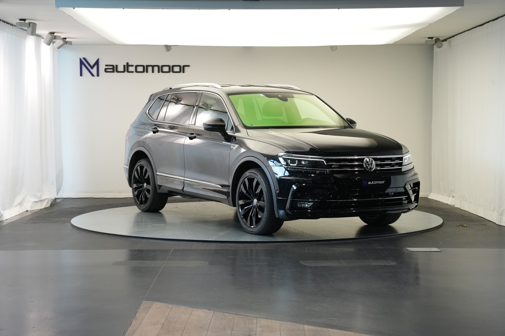VW Tiguan Allspace 2.0 TDI SCR Highline 4Motion DSG *CH-Fahrzeug* *AHK*-image-2