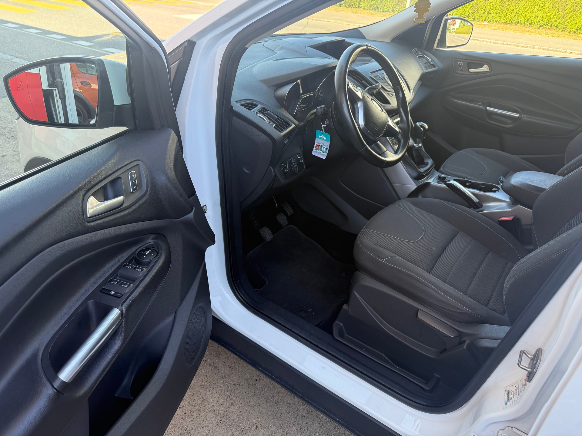 FORD Kuga 2.0 TDCi Titanium 4WD-image-11