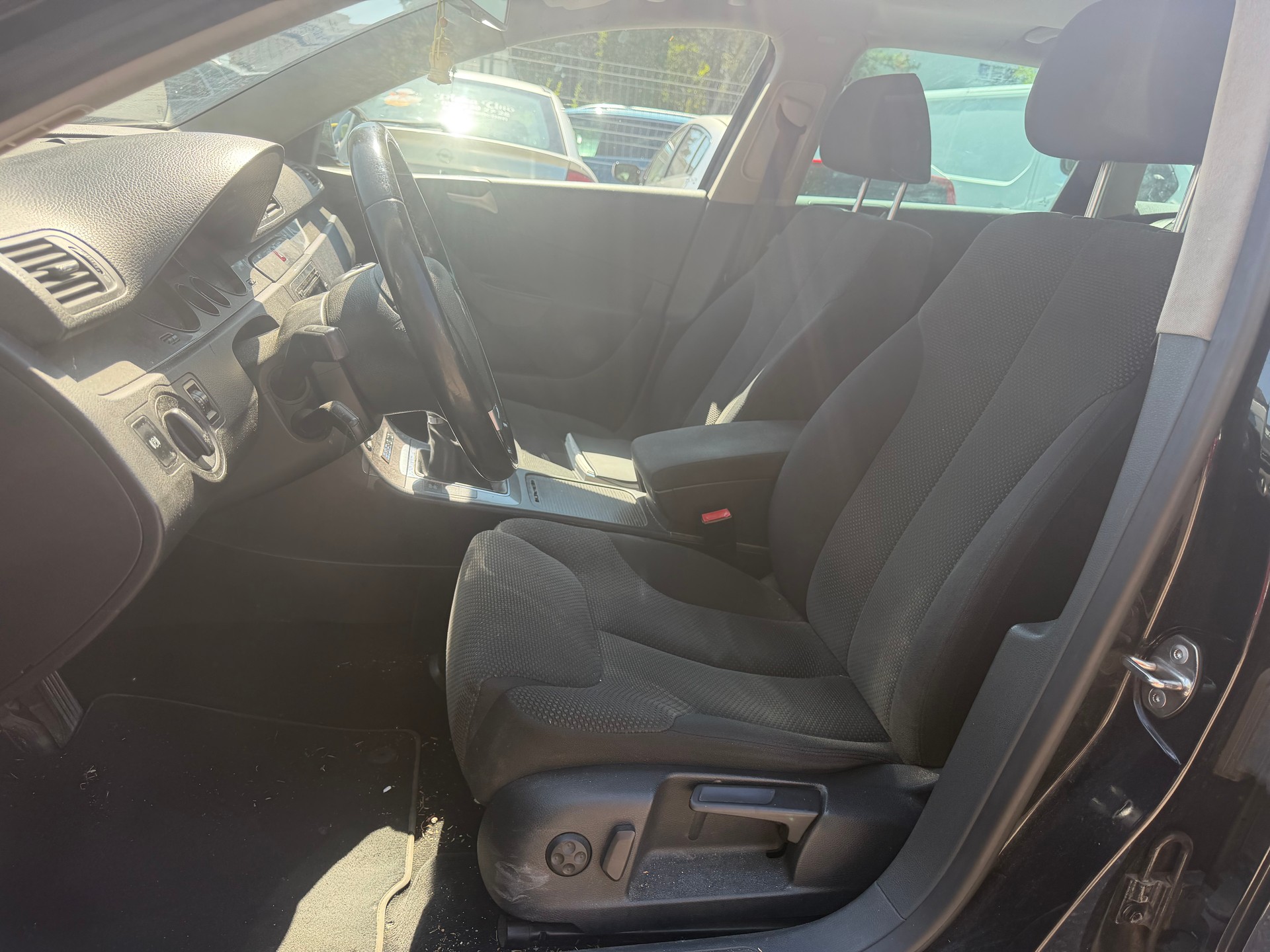 VW Passat Variant 1.9 TDI BlueMotion * Klima-auto * Tempomat * Sitzheizung * B04 * Letzte MFK 05.2023-image-8