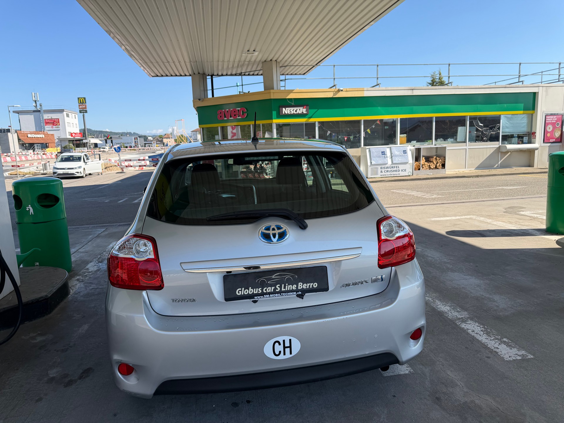 TOYOTA Auris 1.8 16V HSD Linea Sol-image-6