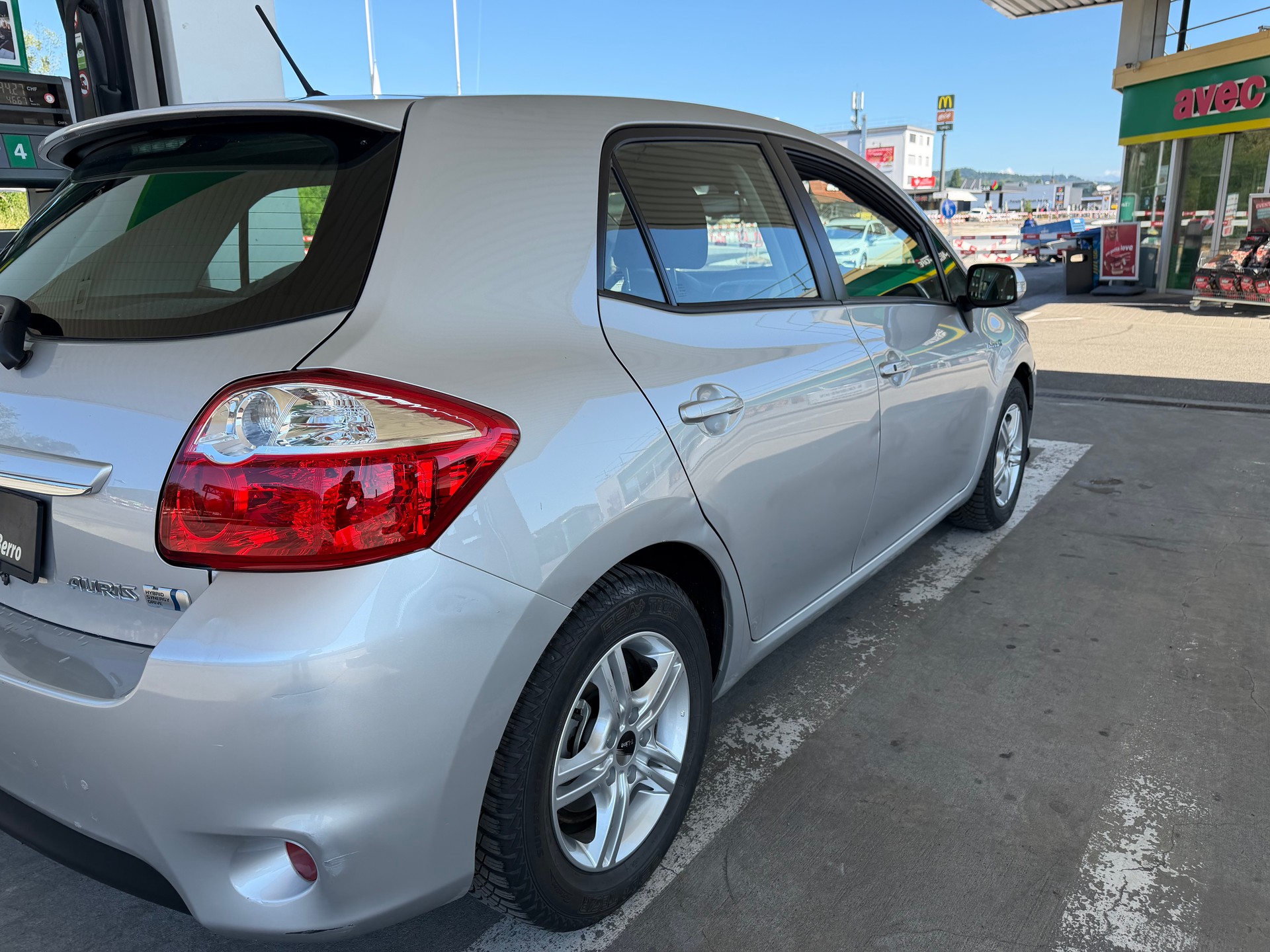 TOYOTA Auris 1.8 16V HSD Linea Sol-image-7