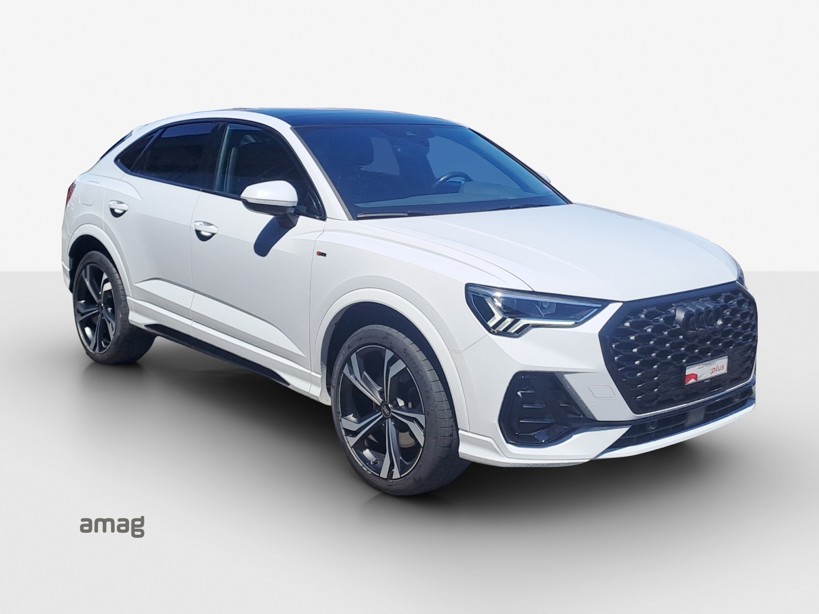 AUDI Q3 Sportback 45 TFSI e S line S-tronic-image-6