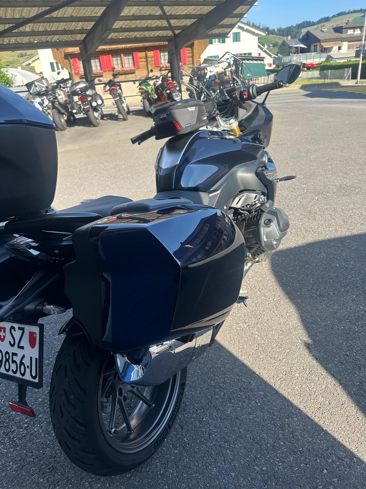BMW R 1250 RS Exclusive-image-2