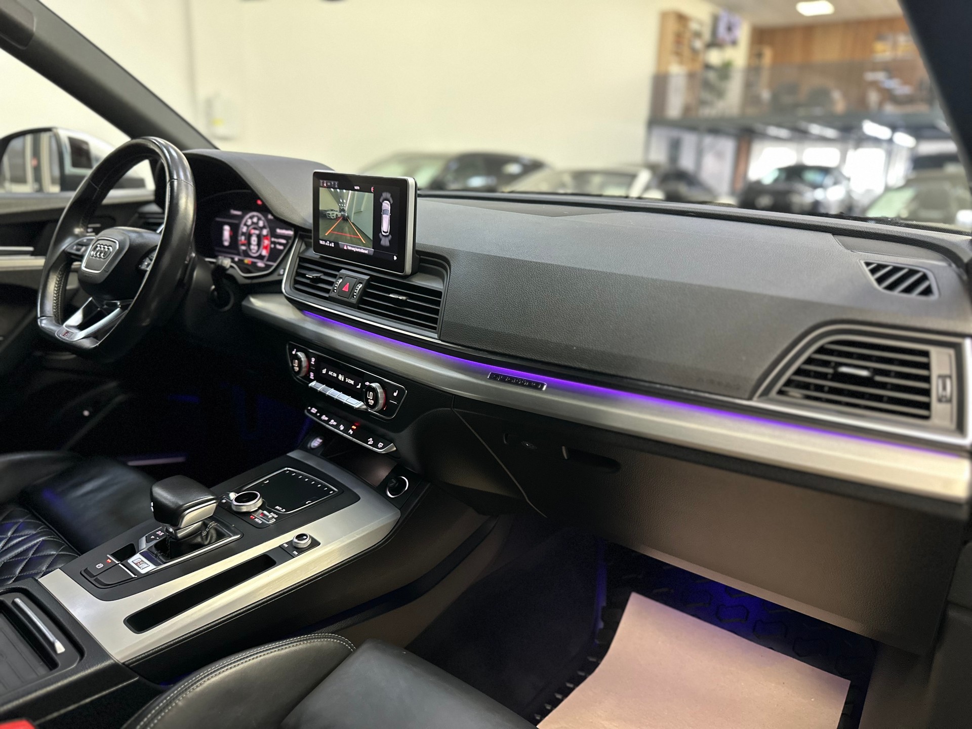 AUDI SQ5 3.0 TFSI quattro S-tronic-image-14