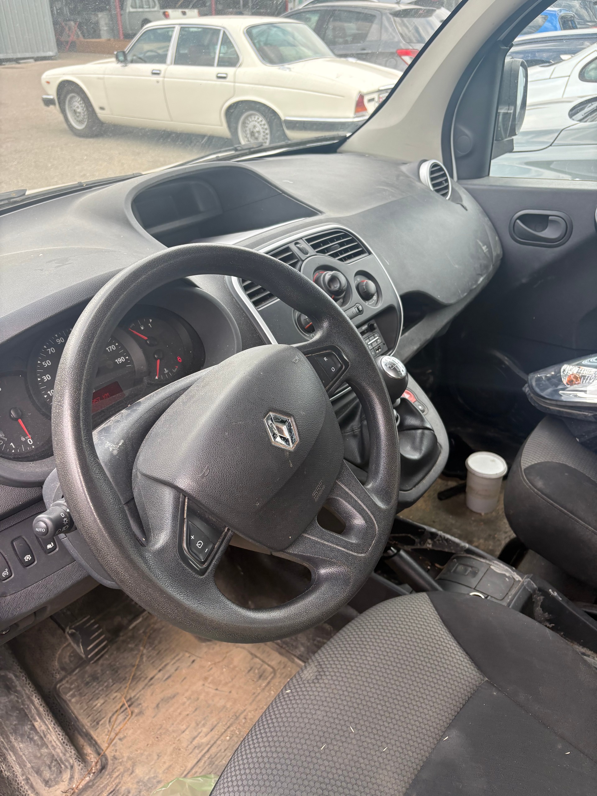 RENAULT Kangoo Maxi dCi 95 ENERGY Business 2 Pl./2 pl.-image-5