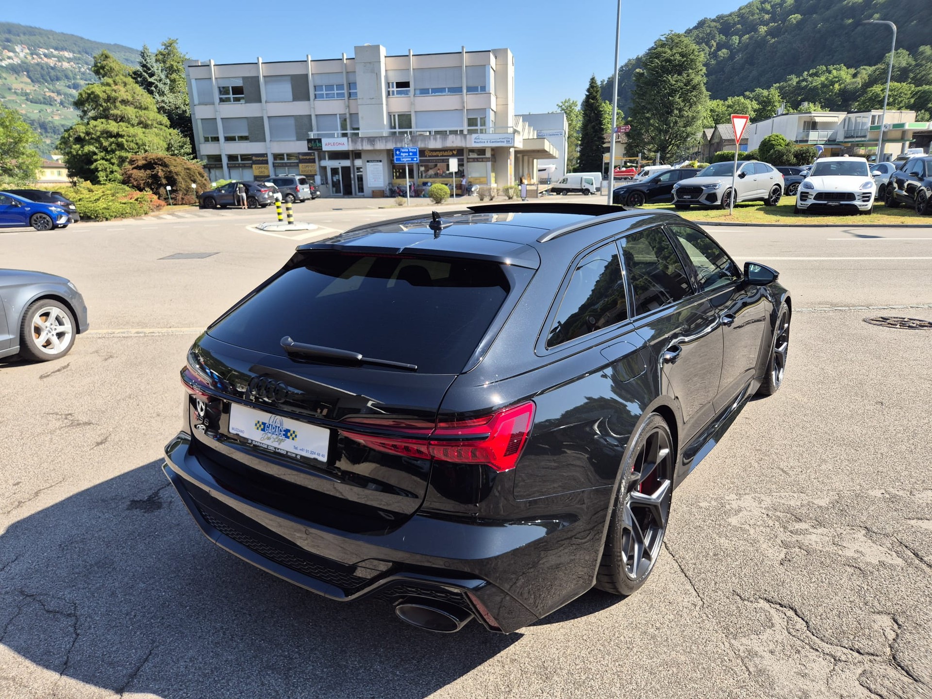 AUDI RS6 Avant 4.0 TFSI V8 Performance quattro-image-5