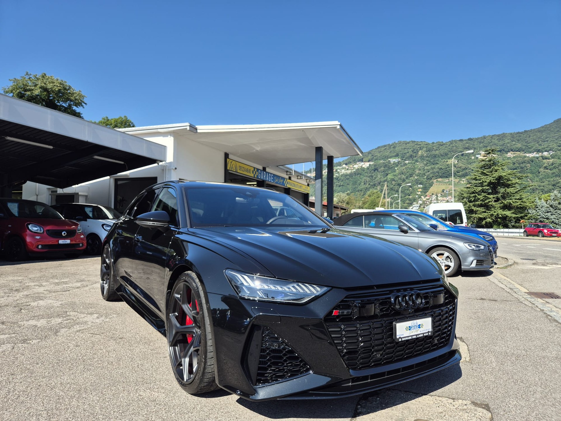 AUDI RS6 Avant 4.0 TFSI V8 Performance quattro-image-2