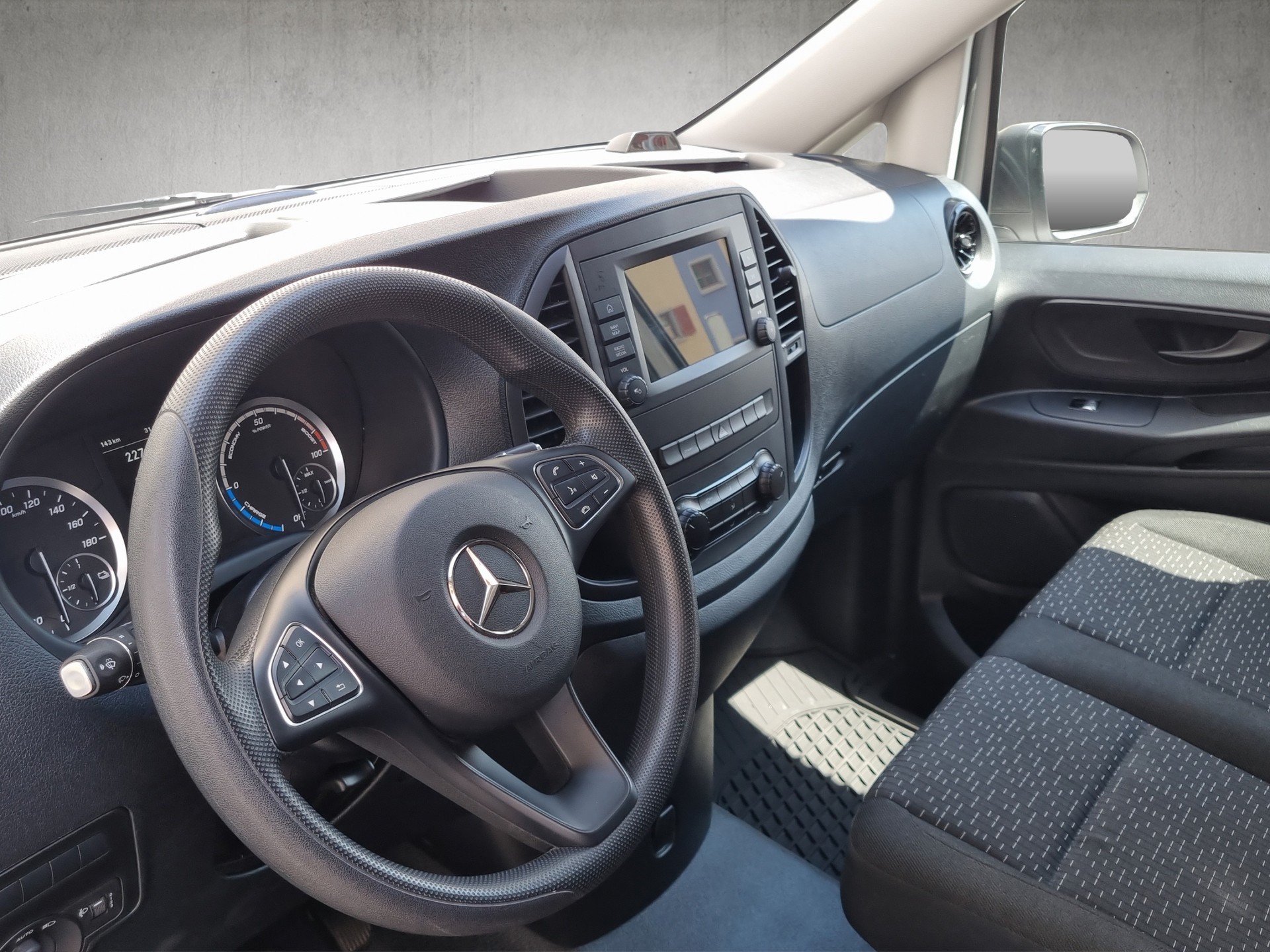 MERCEDES-BENZ eVito 112 Kaw. L 60 kWh-image-10