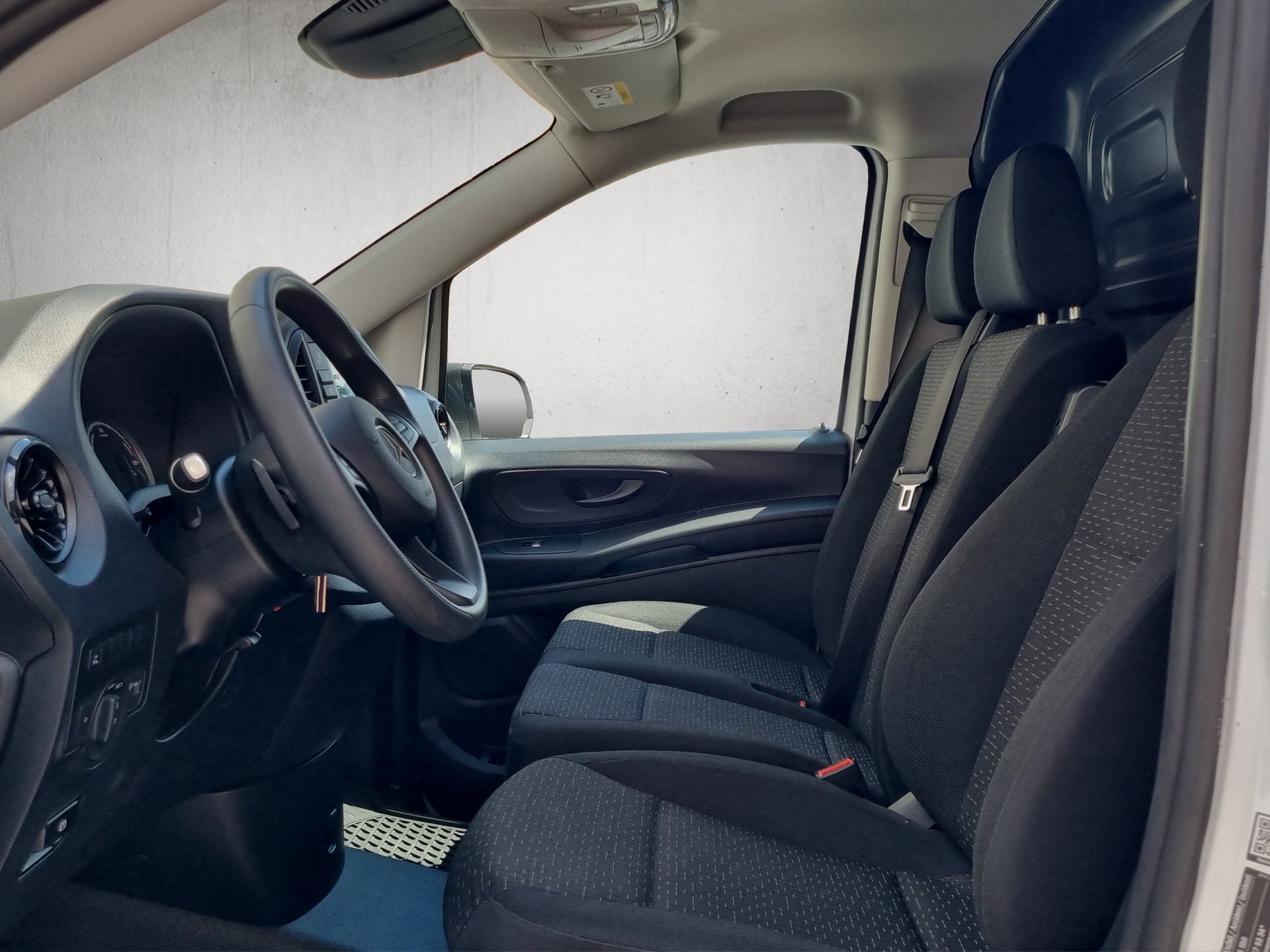 MERCEDES-BENZ eVito 112 Kaw. L 60 kWh-image-8