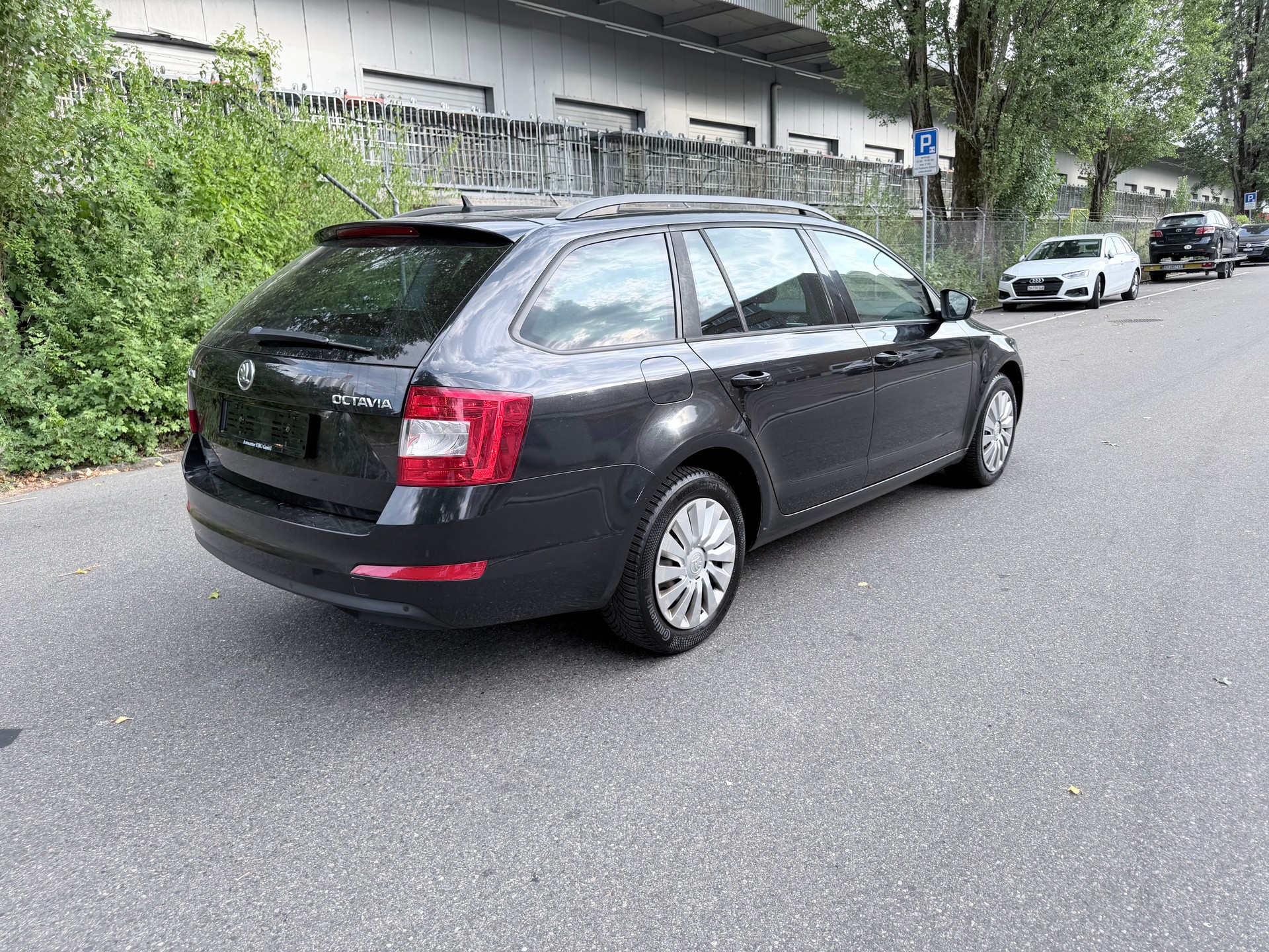 SKODA Octavia Combi 1.6 TDI Ambition DSG-image-7