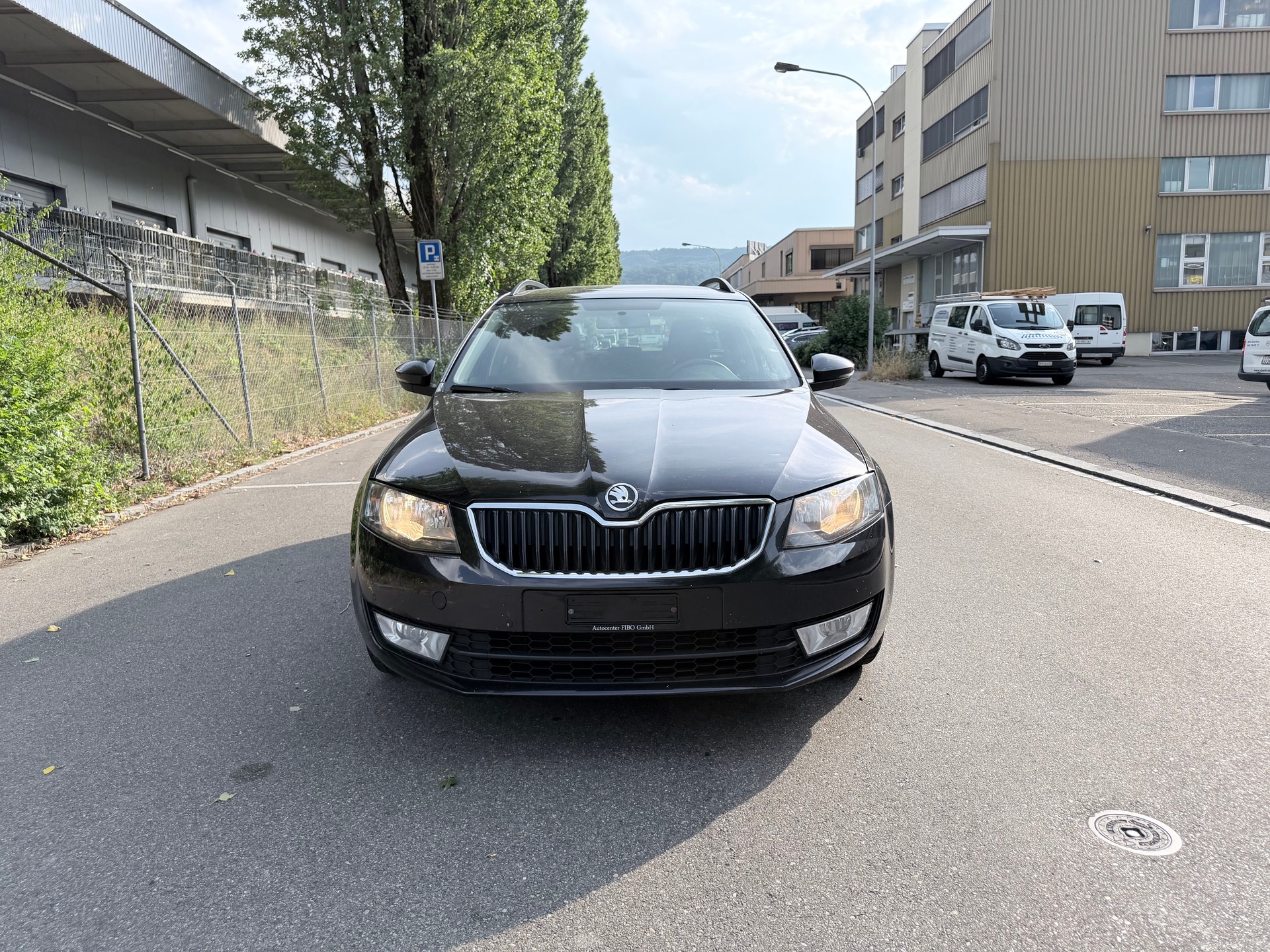 SKODA Octavia Combi 1.6 TDI Ambition DSG-image-2