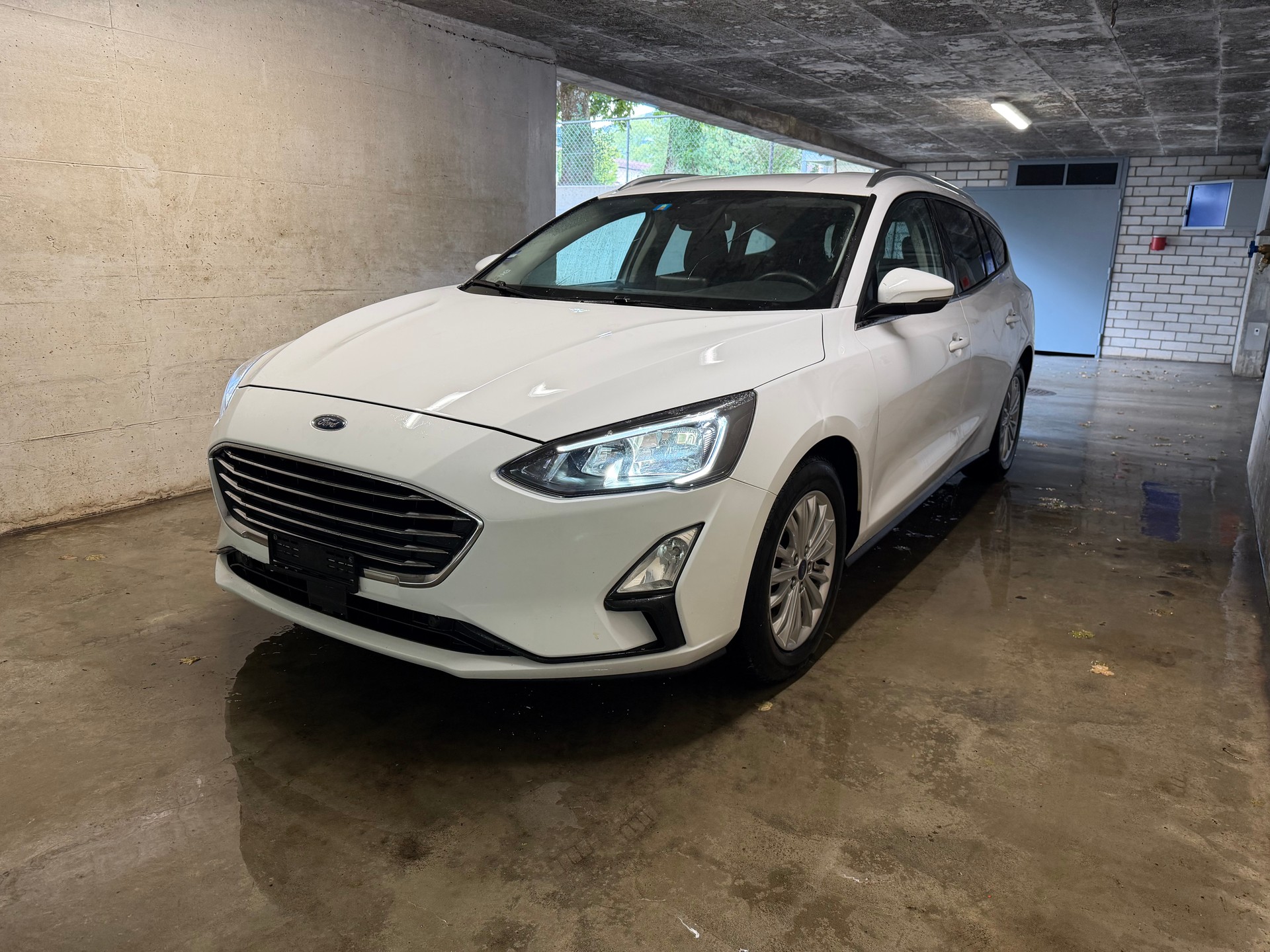 FORD 1.5 EcoBlue 120 Titanium-image-0
