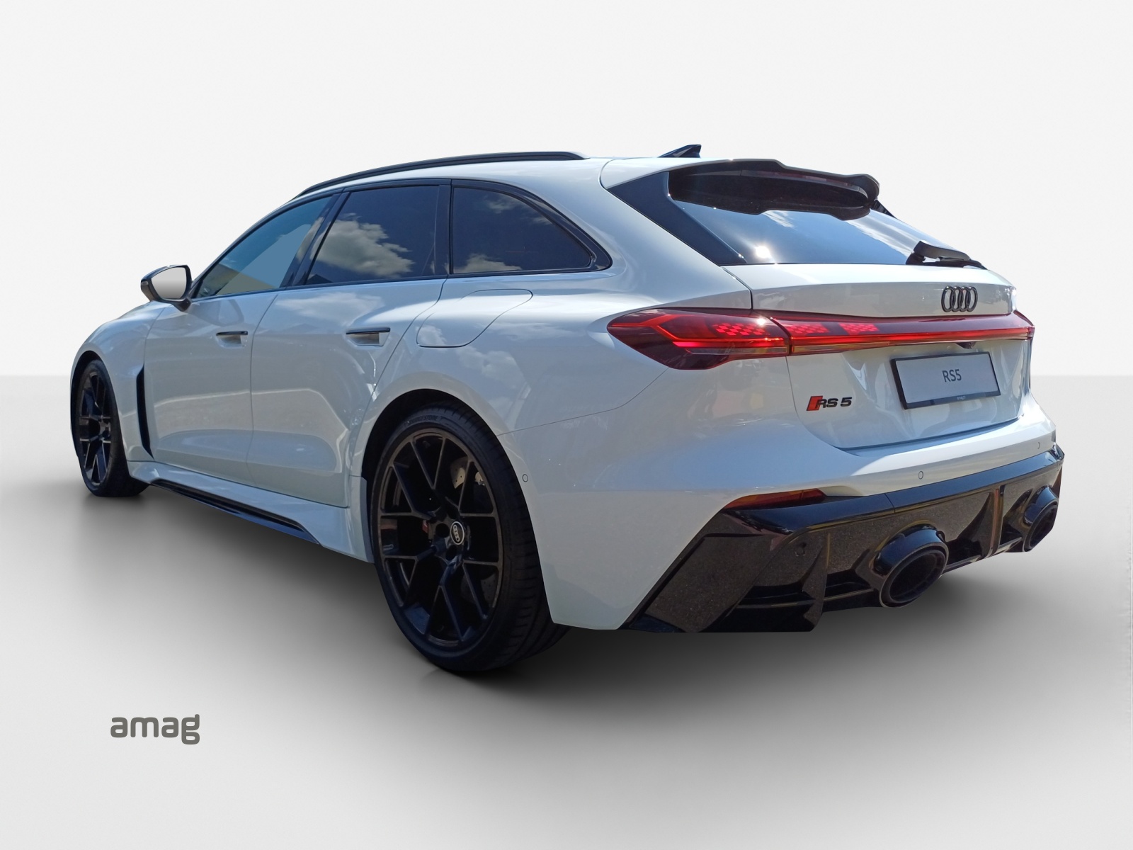 AUDI RS 5 Avant TFSI 470 kW Tiptronic quattro-image-2