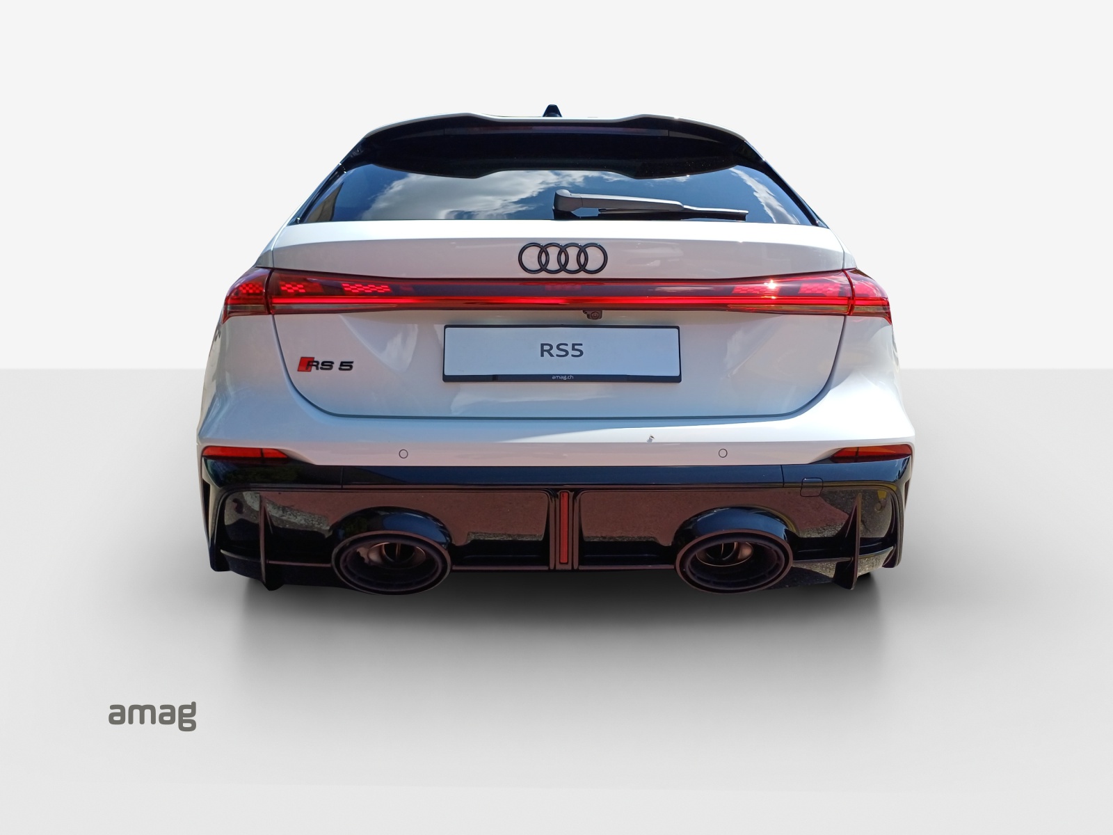 AUDI RS 5 Avant TFSI 470 kW Tiptronic quattro-image-3