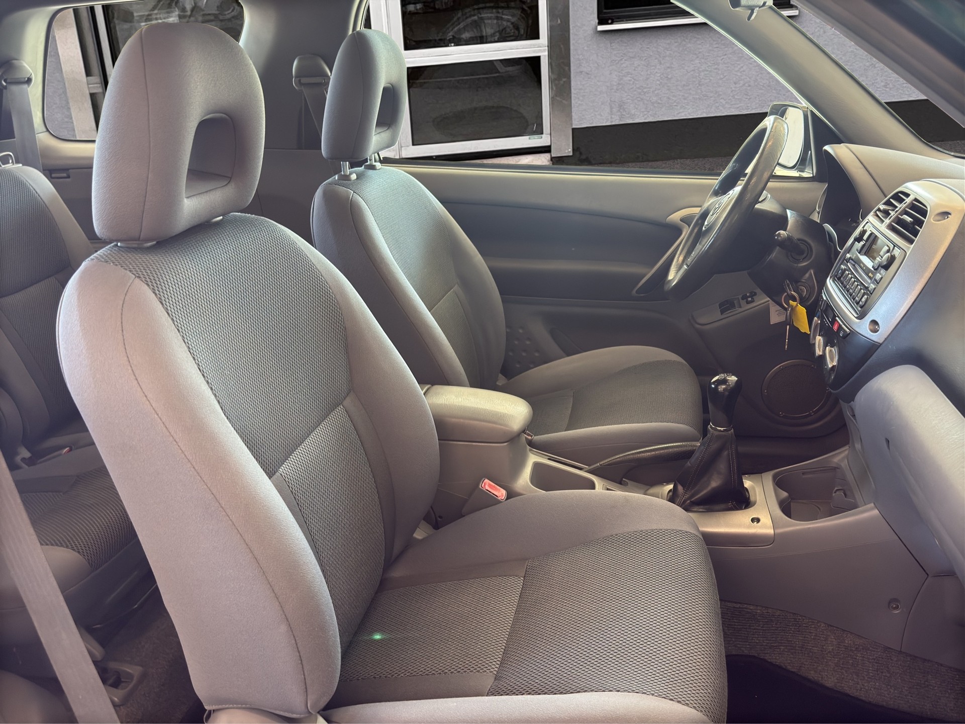 TOYOTA RAV-4 2.0 16V Linea Sol-image-14